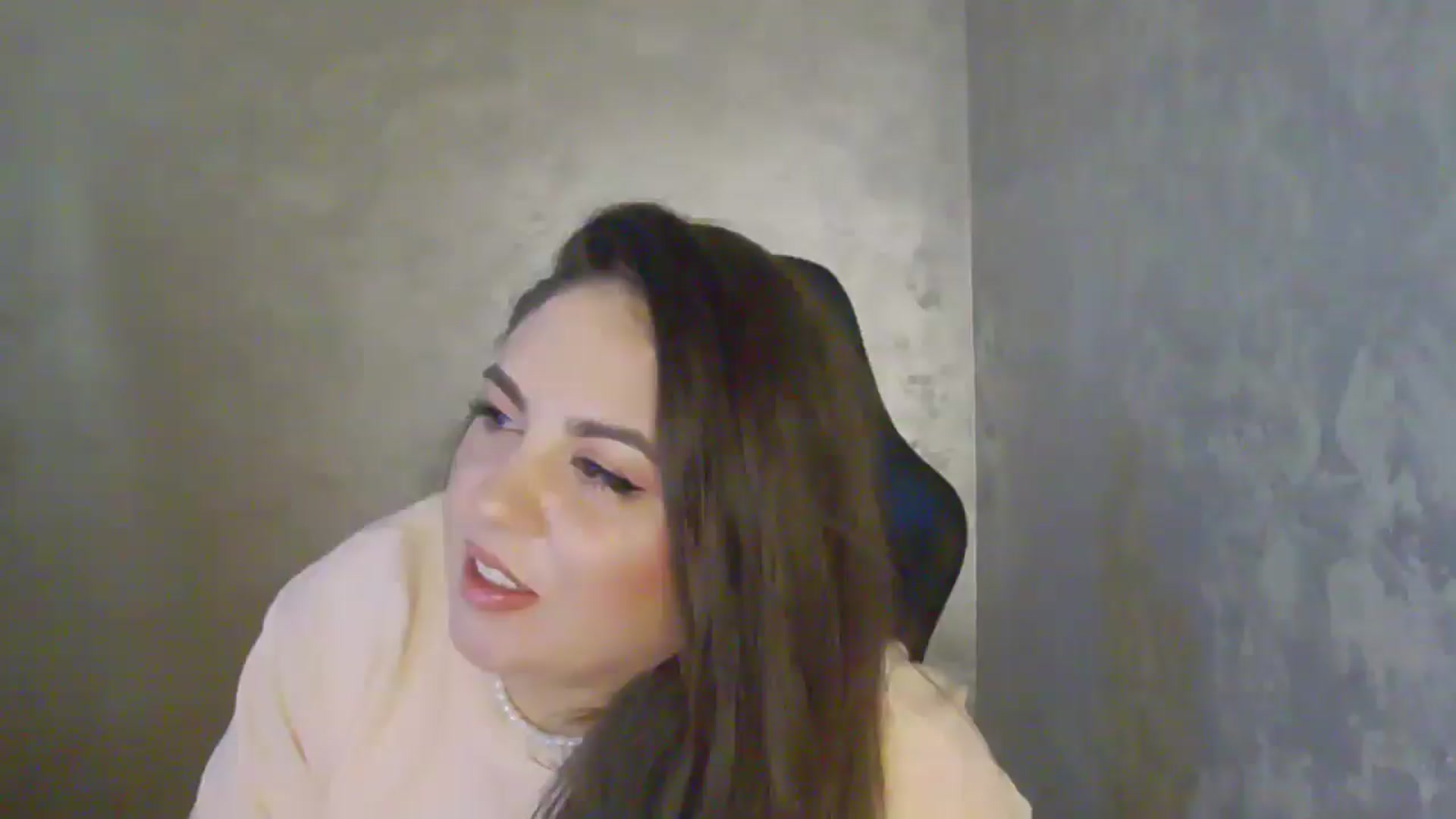 Gallery image thumbnail from NotVanilla's myfreecams stream on, 05/10/2026, 02:53 image 4 of 20