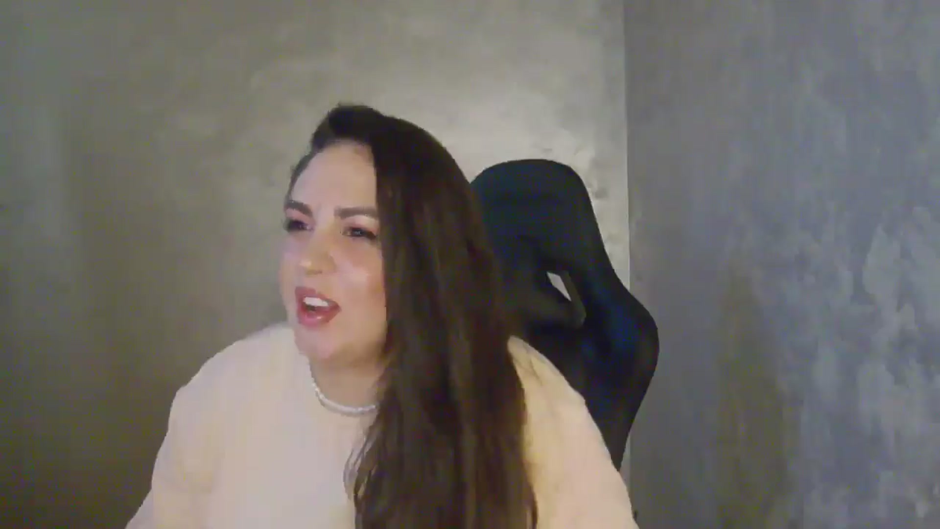 Gallery image thumbnail from NotVanilla's myfreecams stream on, 05/10/2026, 02:53 image 2 of 20