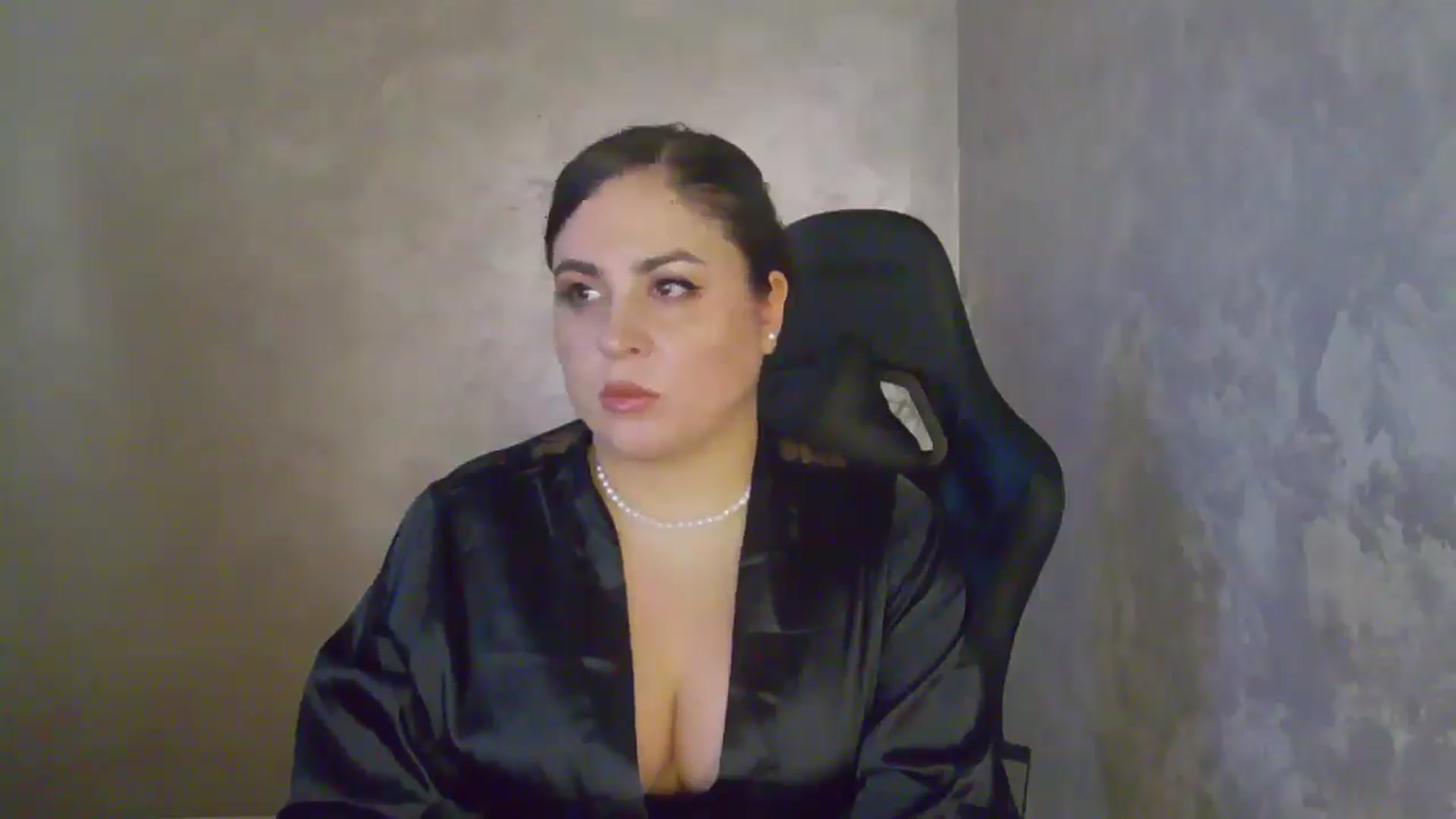Gallery image thumbnail from NotVanilla's myfreecams stream on, 05/10/2026, 02:53 image 14 of 20