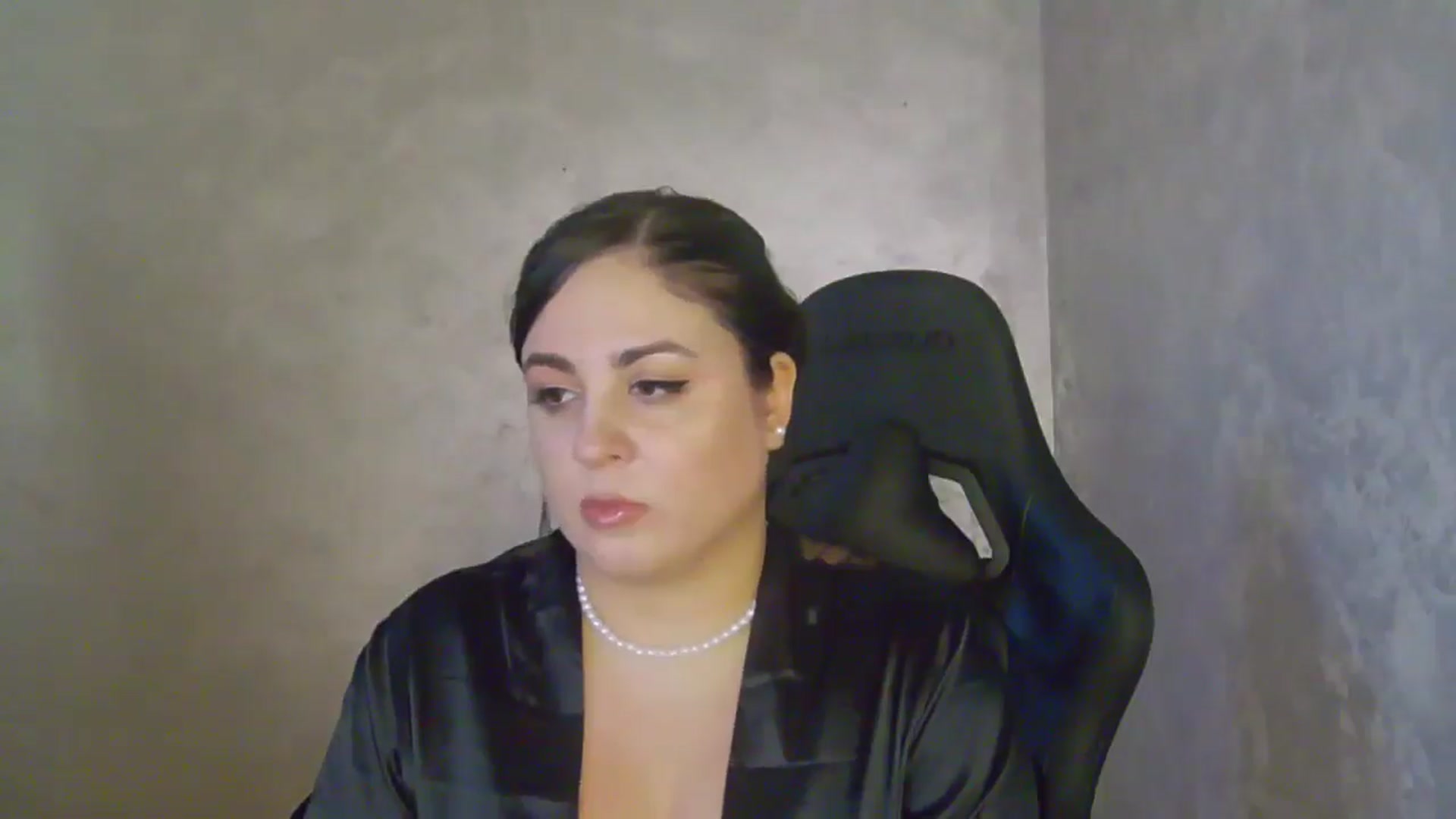 Gallery image thumbnail from NotVanilla's myfreecams stream on, 05/10/2026, 03:50 image 7 of 20