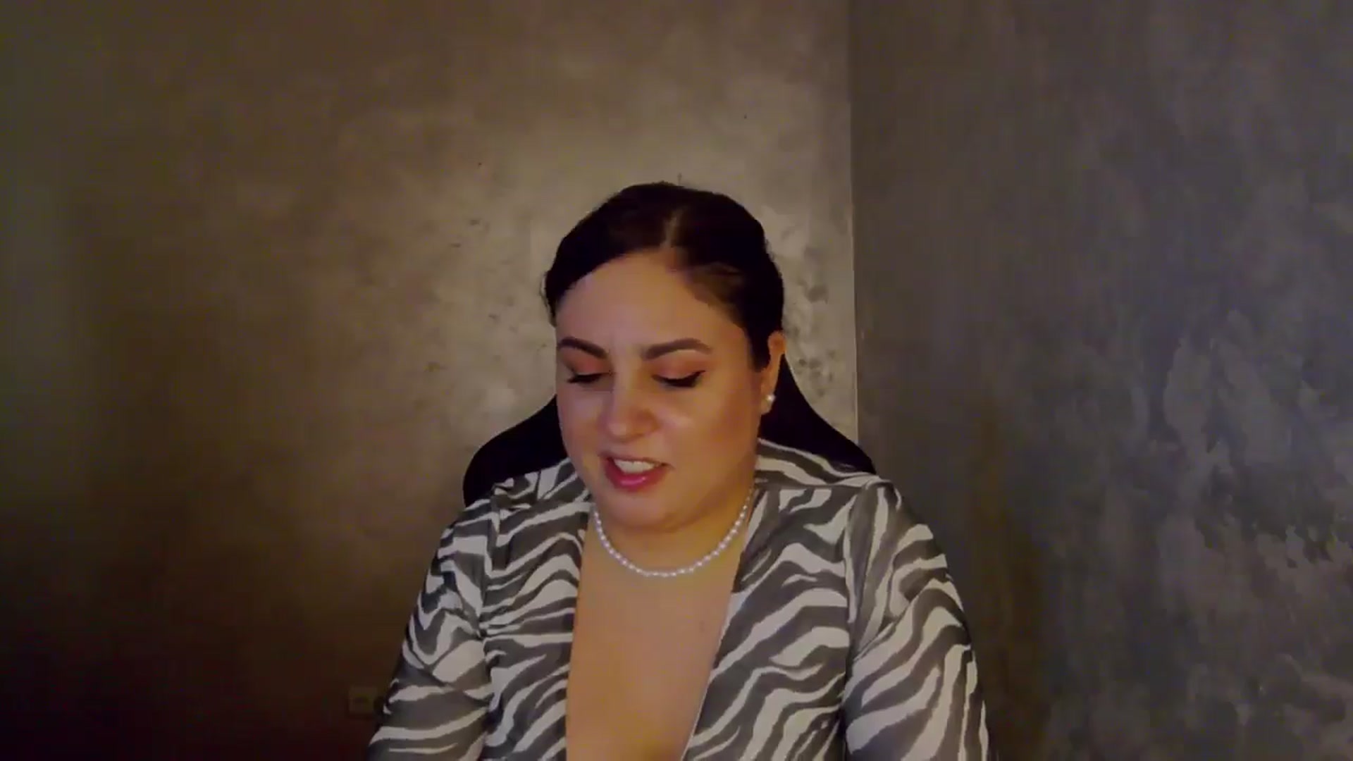 Gallery image thumbnail from NotVanilla's myfreecams stream on, 05/10/2026, 05:45 image 17 of 20