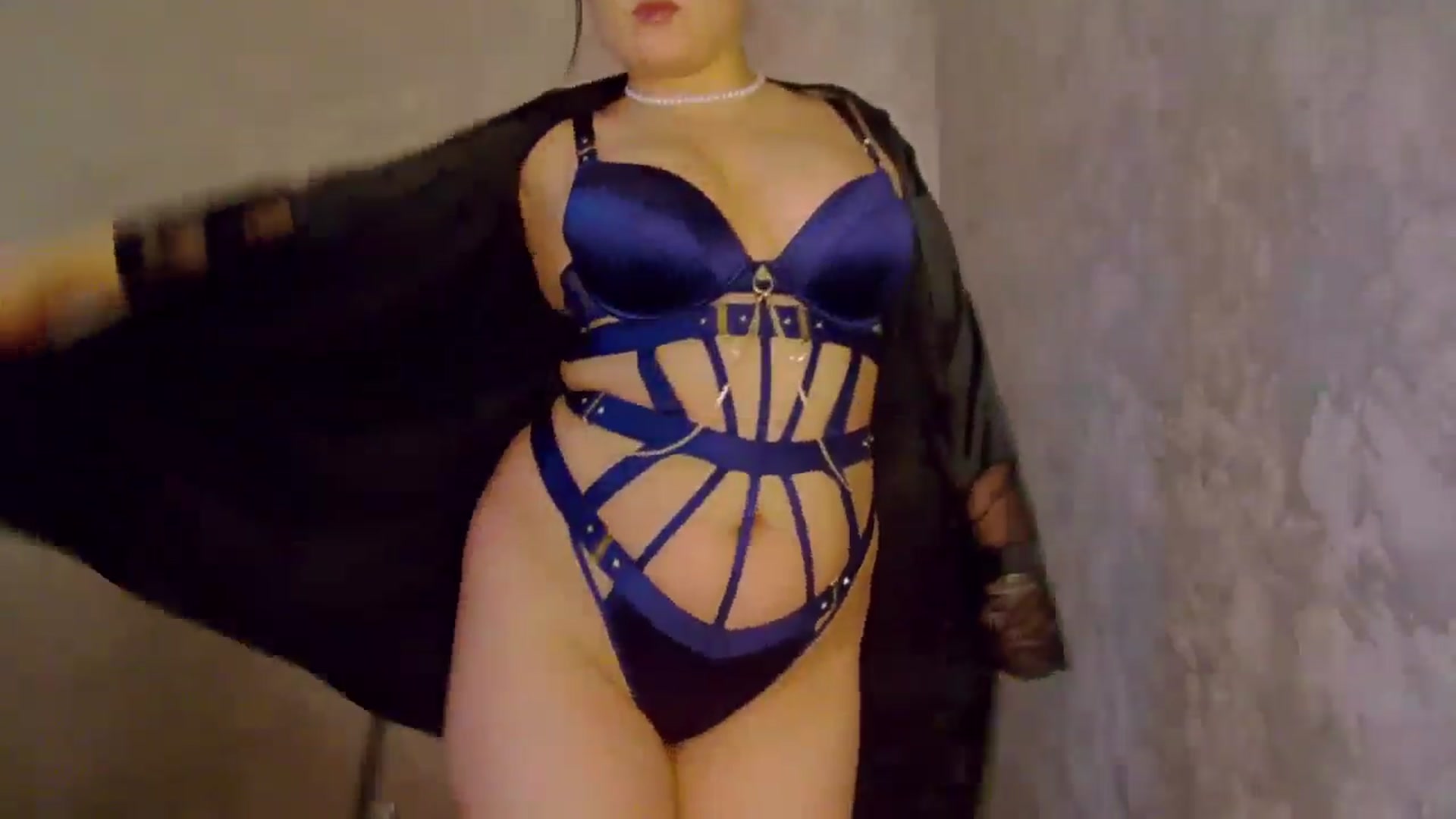 Gallery image thumbnail from NotVanilla's myfreecams stream on, 05/10/2026, 05:45 image 2 of 20
