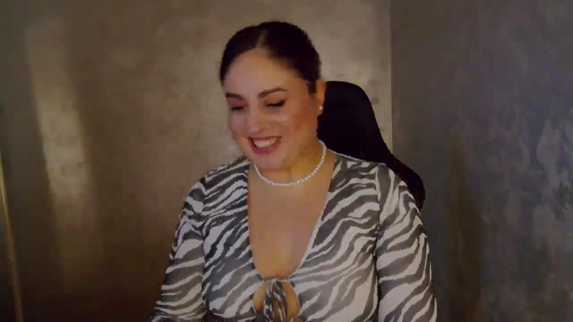 Gallery image thumbnail from NotVanilla's myfreecams stream on, 05/10/2026, 07:46 image 11 of 20