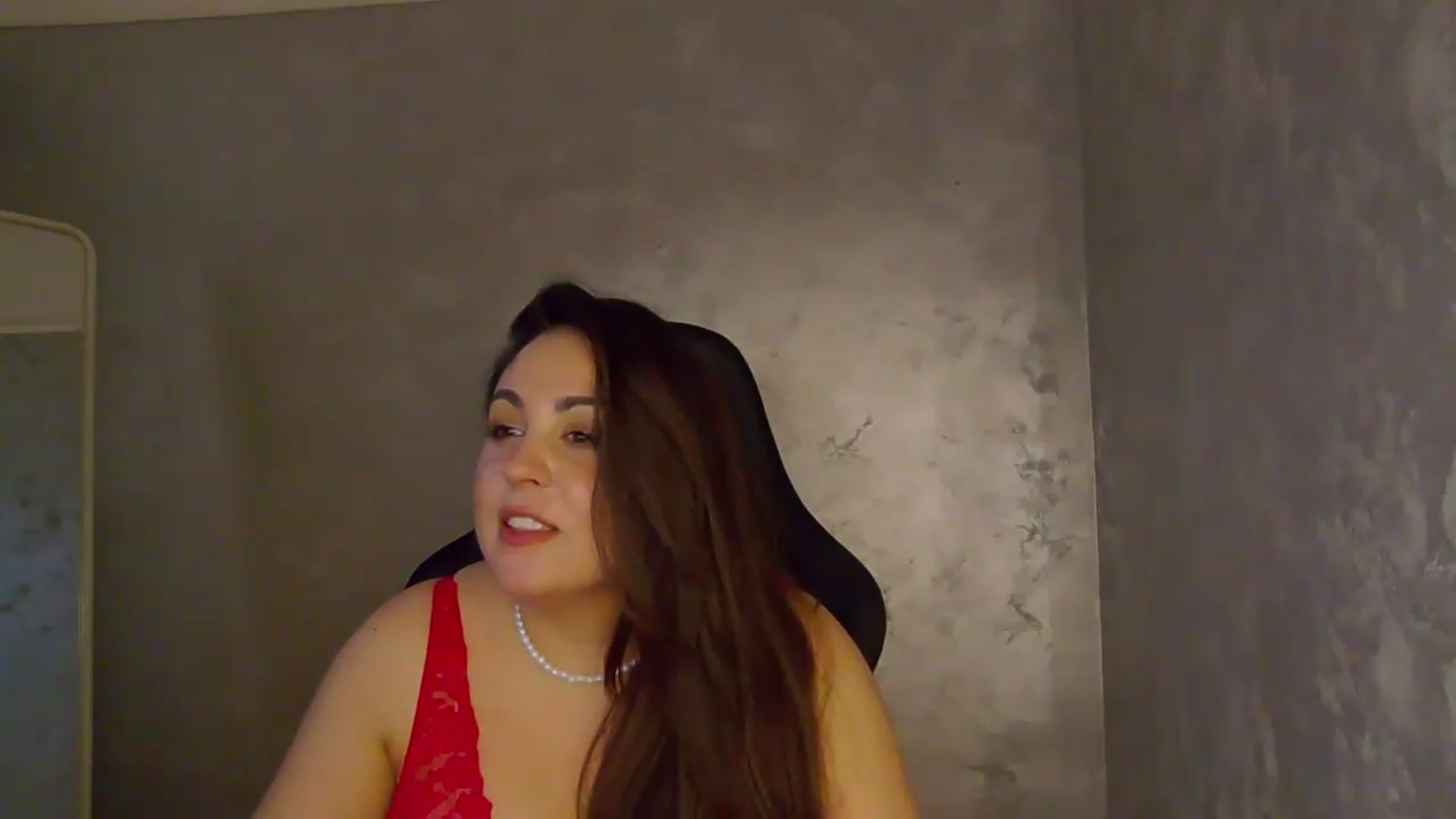 Gallery image thumbnail from NotVanilla's myfreecams stream on, 05/16/2026, 08:18 image 7 of 20