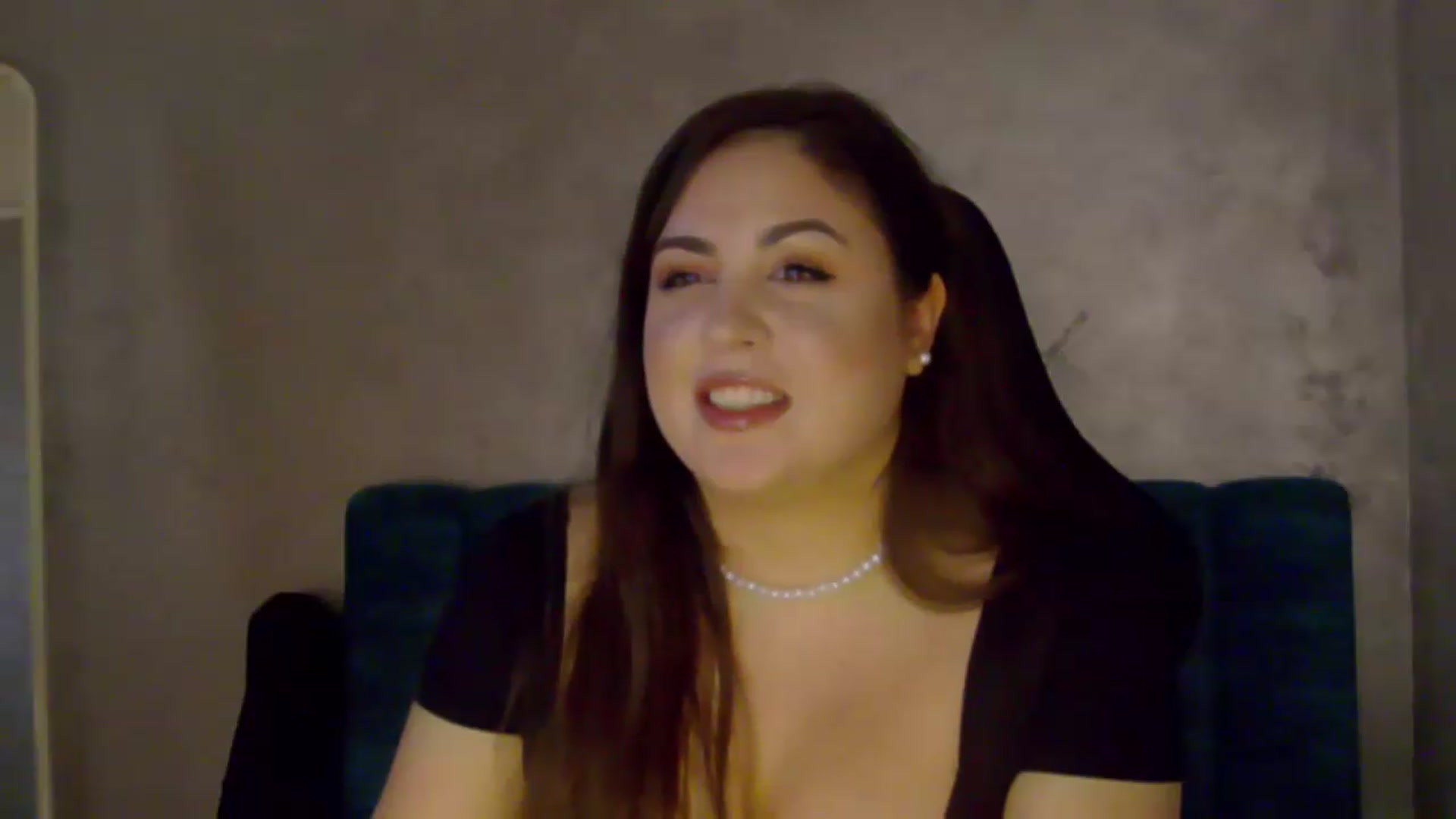 Gallery image thumbnail from NotVanilla's myfreecams stream on, 05/19/2026, 06:09 image 16 of 20