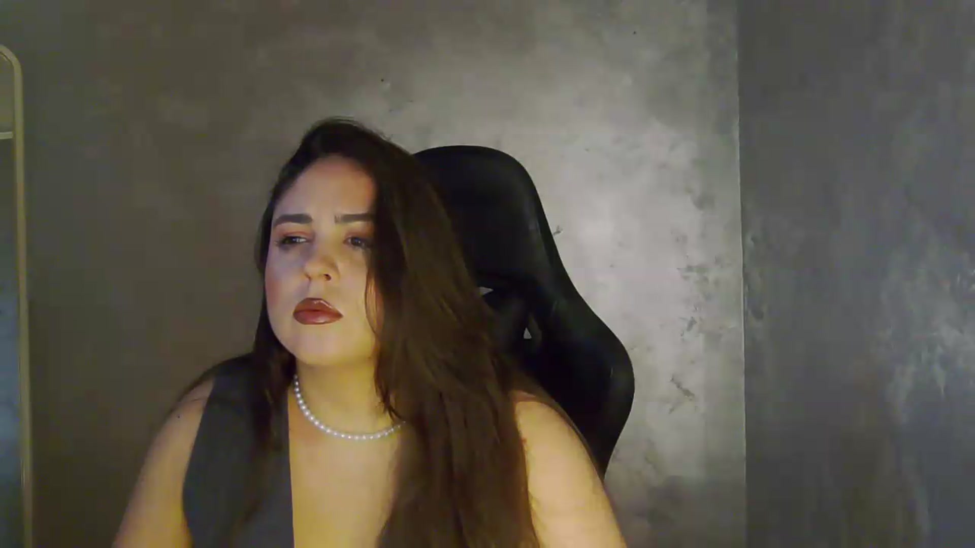 Gallery image thumbnail from NotVanilla's myfreecams stream on, 05/23/2026, 04:48 image 2 of 20