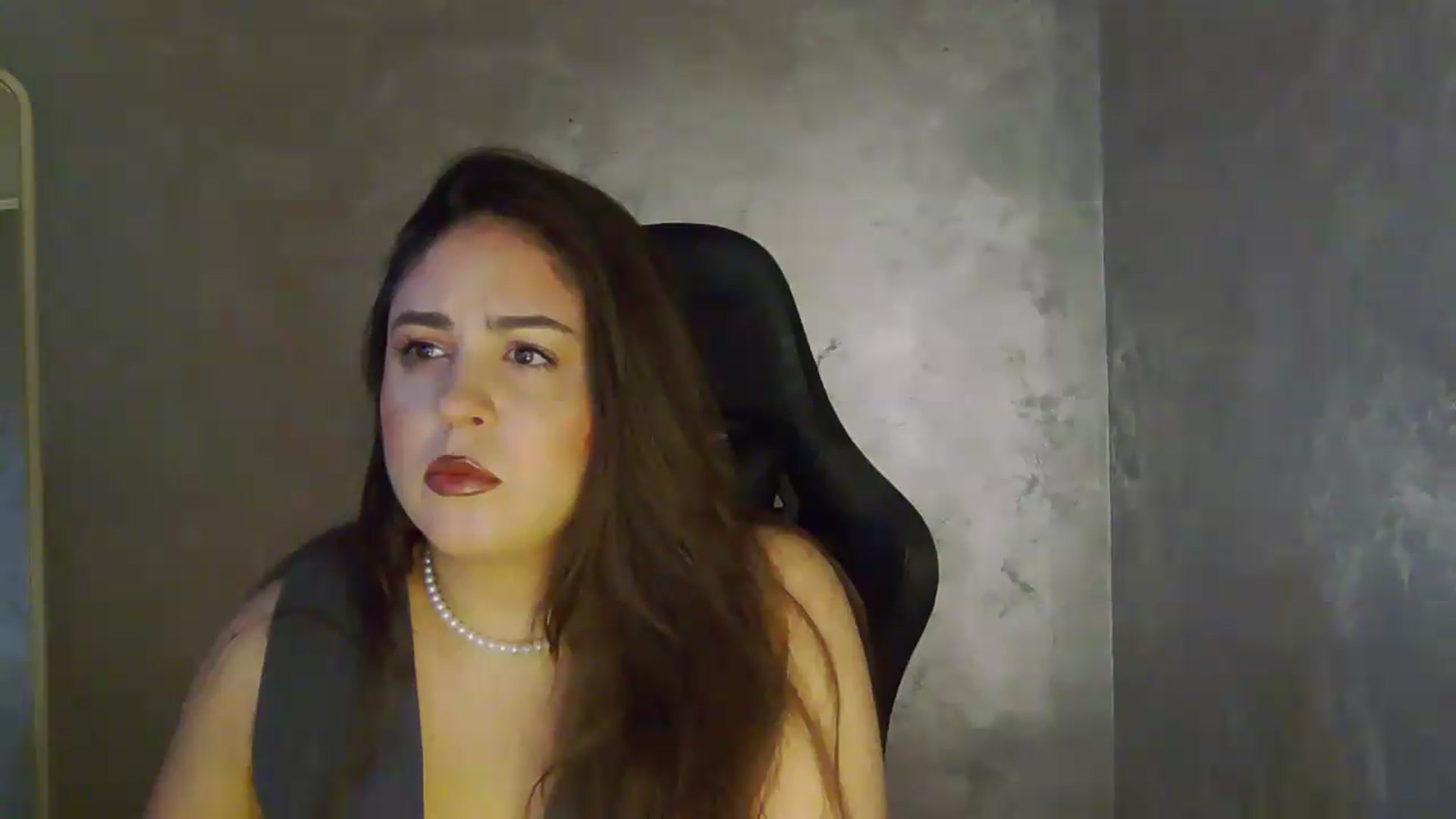 Gallery image thumbnail from NotVanilla's myfreecams stream on, 05/23/2026, 04:48 image 3 of 20
