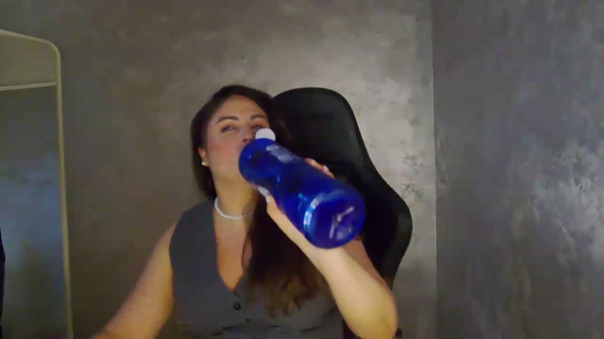 Gallery image thumbnail from NotVanilla's myfreecams stream on, 05/23/2026, 06:21 image 7 of 20