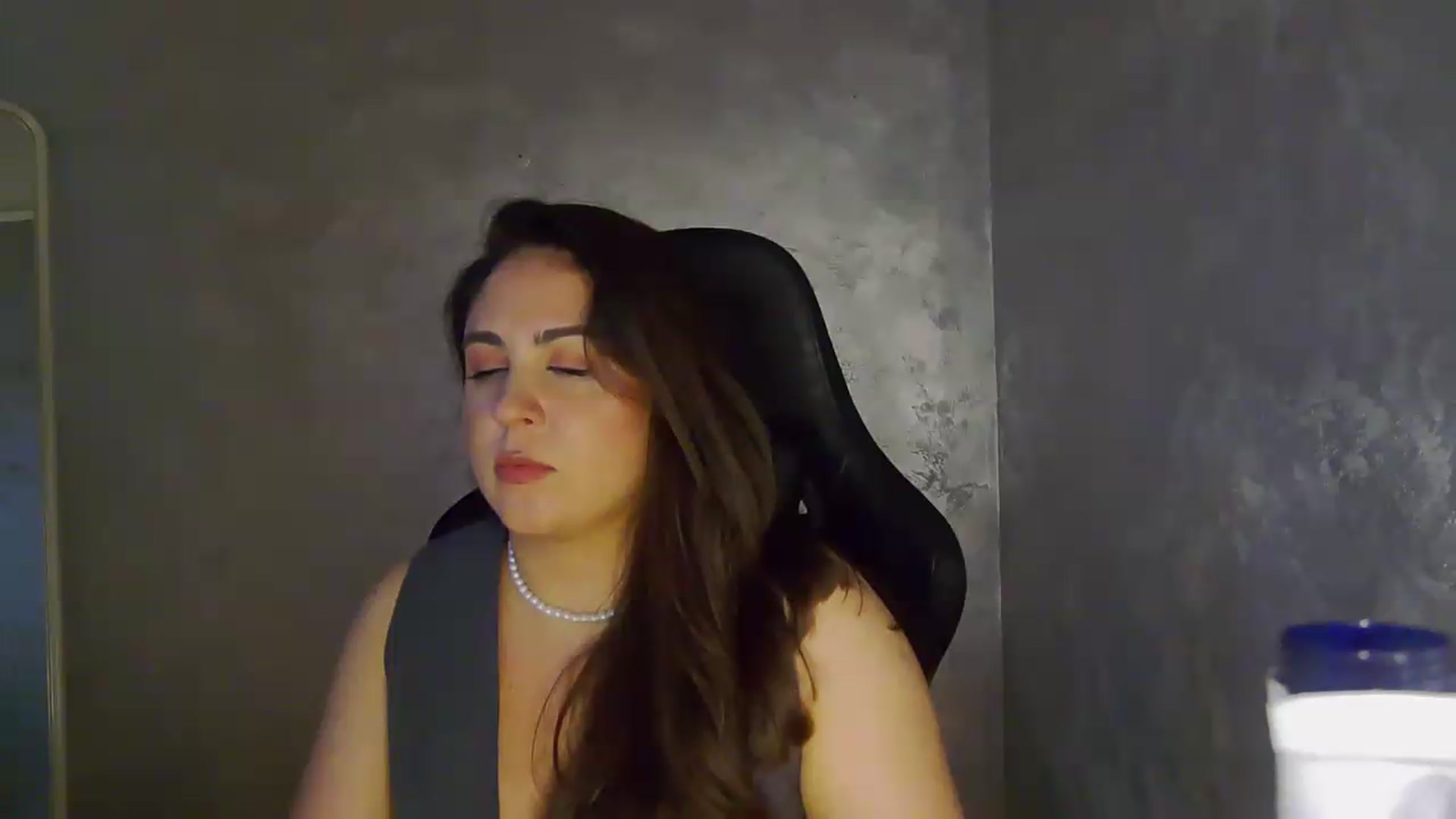 Gallery image thumbnail from NotVanilla's myfreecams stream on, 05/23/2026, 08:26 image 11 of 20