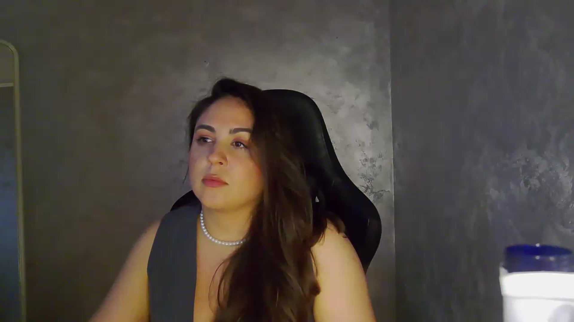 Gallery image thumbnail from NotVanilla's myfreecams stream on, 05/23/2026, 08:26 image 13 of 20