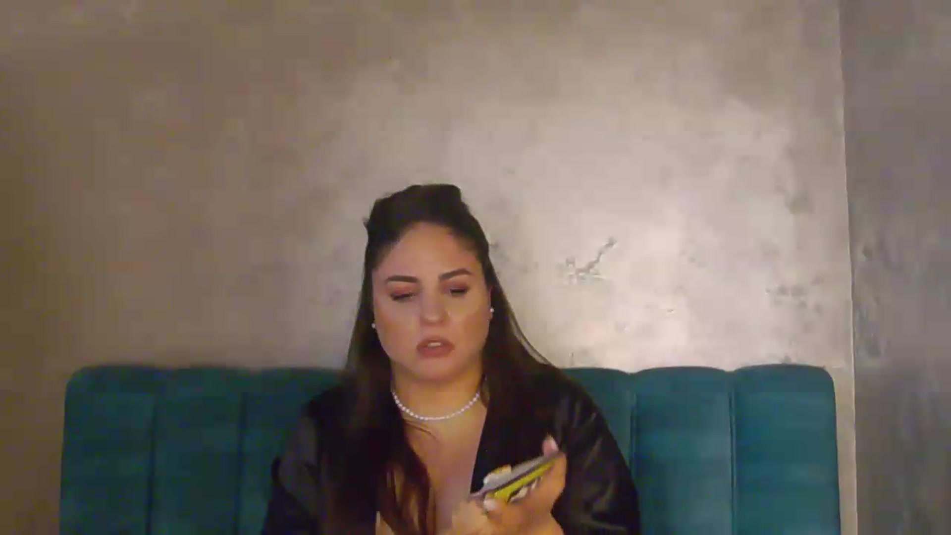Gallery image thumbnail from NotVanilla's myfreecams stream on, 05/24/2026, 24:18 image 17 of 20