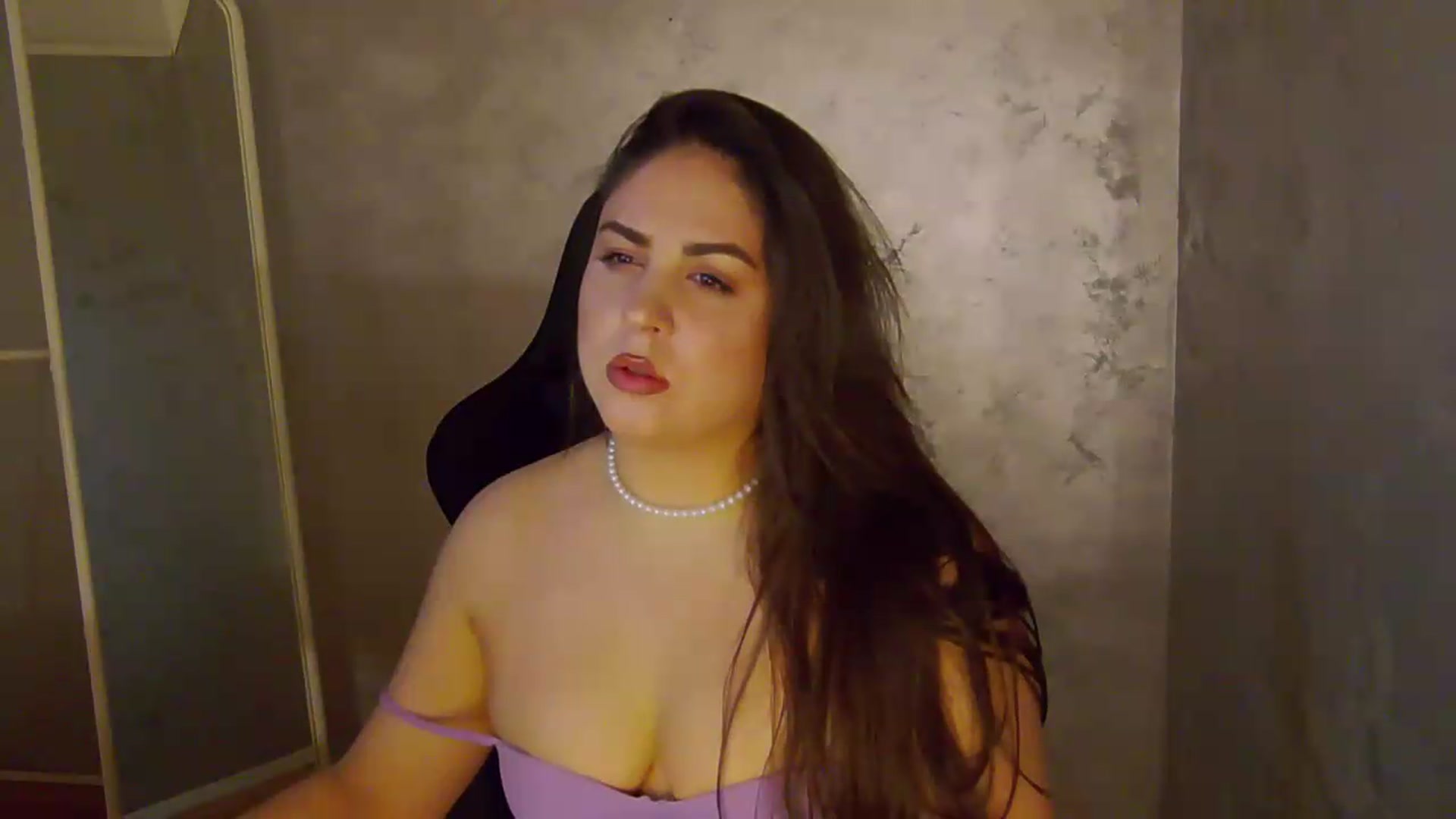 Gallery image thumbnail from NotVanilla's myfreecams stream on, 05/26/2026, 01:53 image 16 of 20