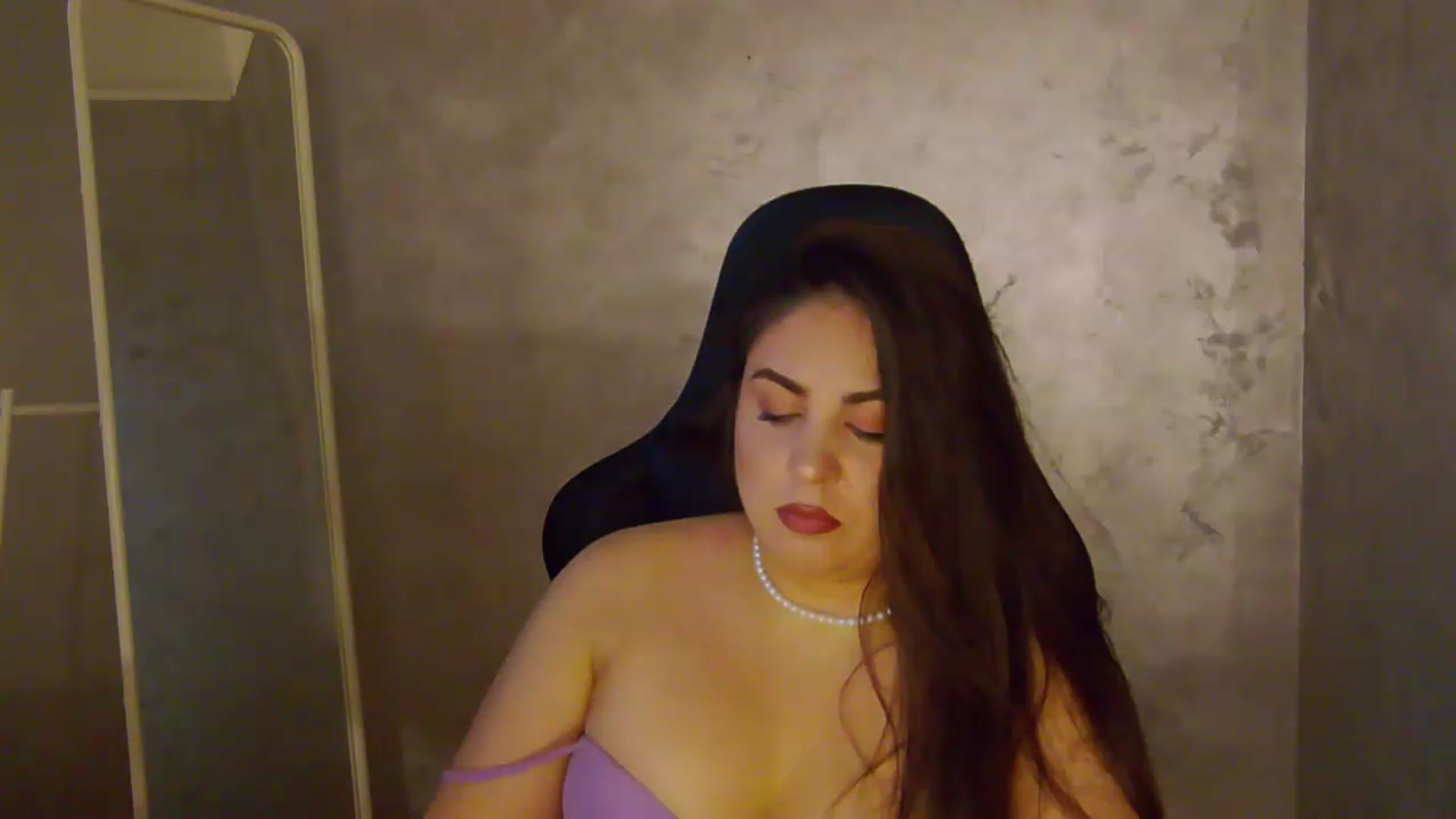 Gallery image thumbnail from NotVanilla's myfreecams stream on, 05/26/2026, 03:14 image 18 of 20