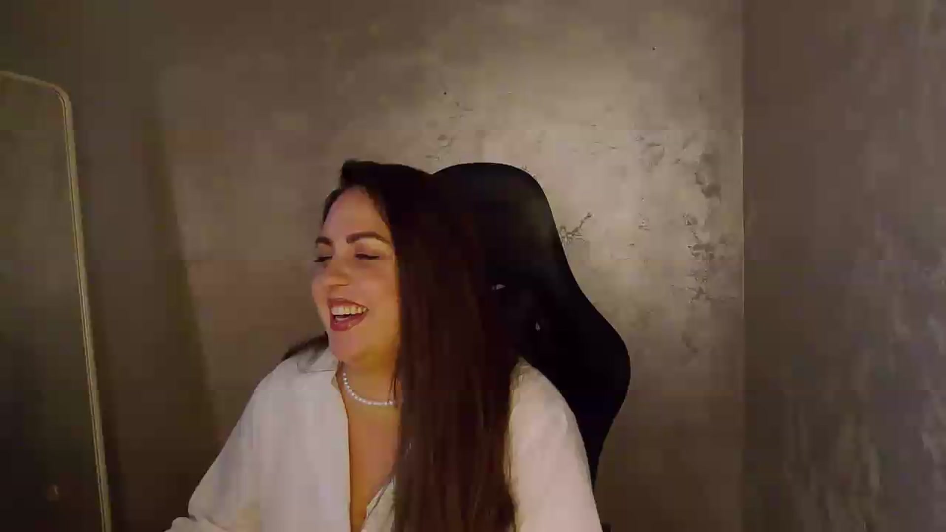 Gallery image thumbnail from NotVanilla's myfreecams stream on, 05/26/2026, 07:15 image 11 of 20