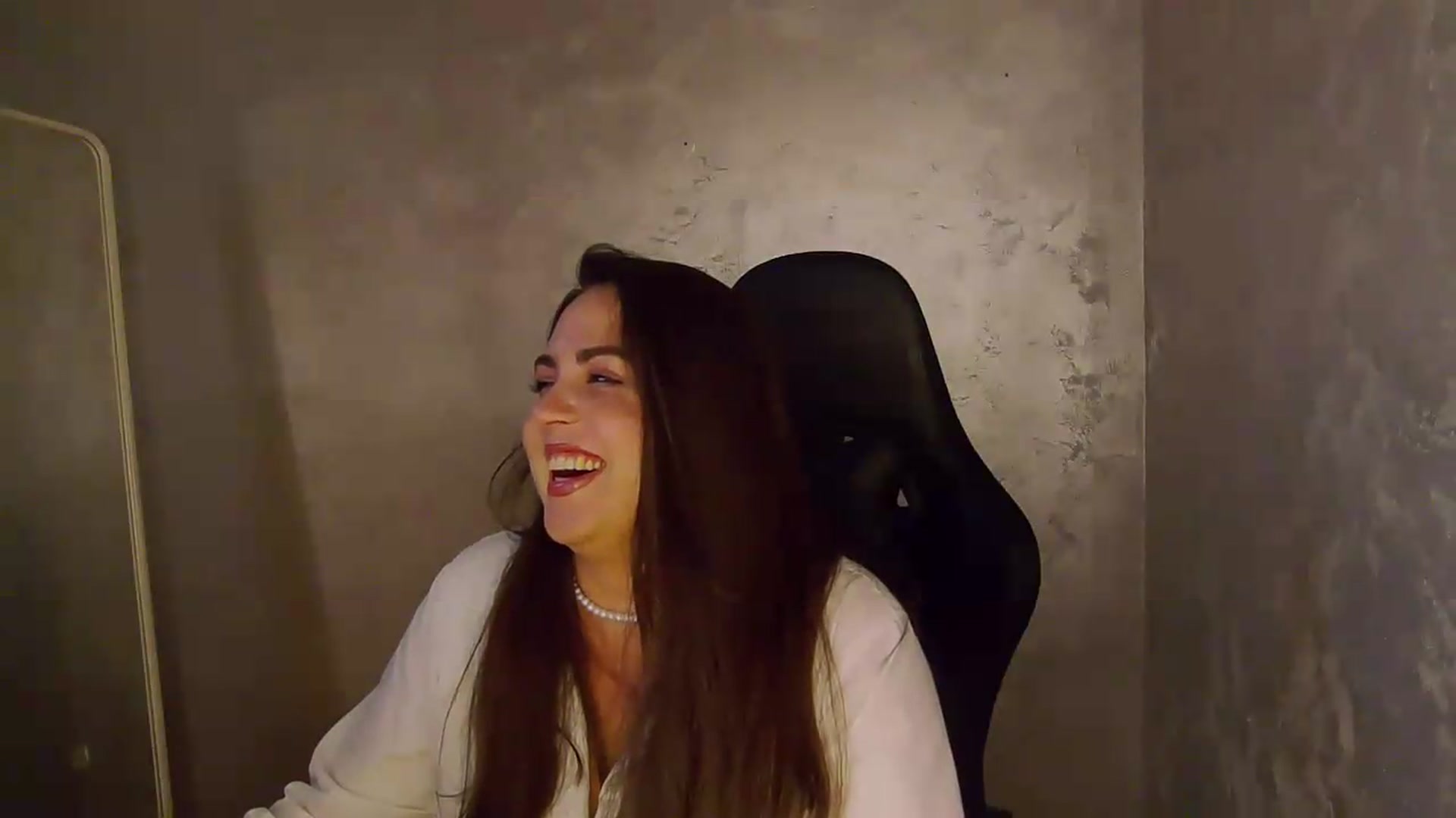 Gallery image thumbnail from NotVanilla's myfreecams stream on, 05/26/2026, 07:15 image 19 of 20