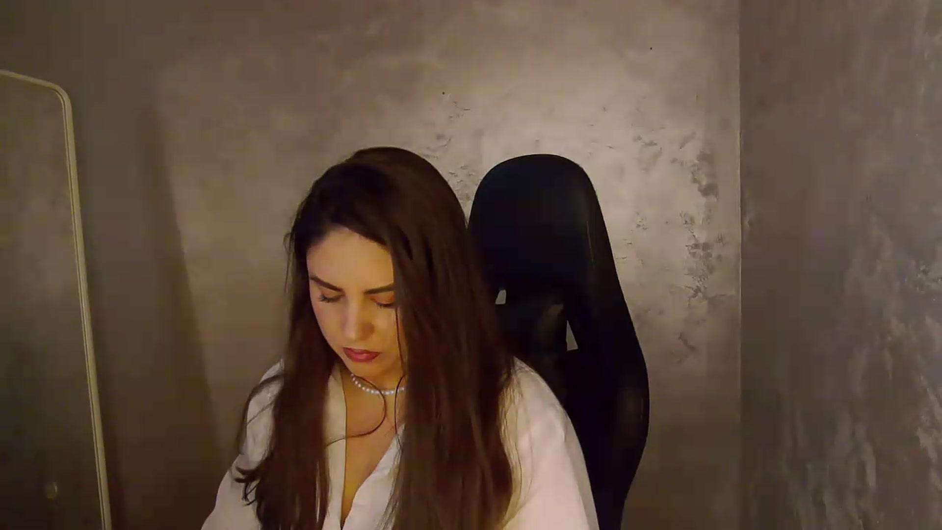 Gallery image thumbnail from NotVanilla's myfreecams stream on, 05/26/2026, 07:15 image 14 of 20