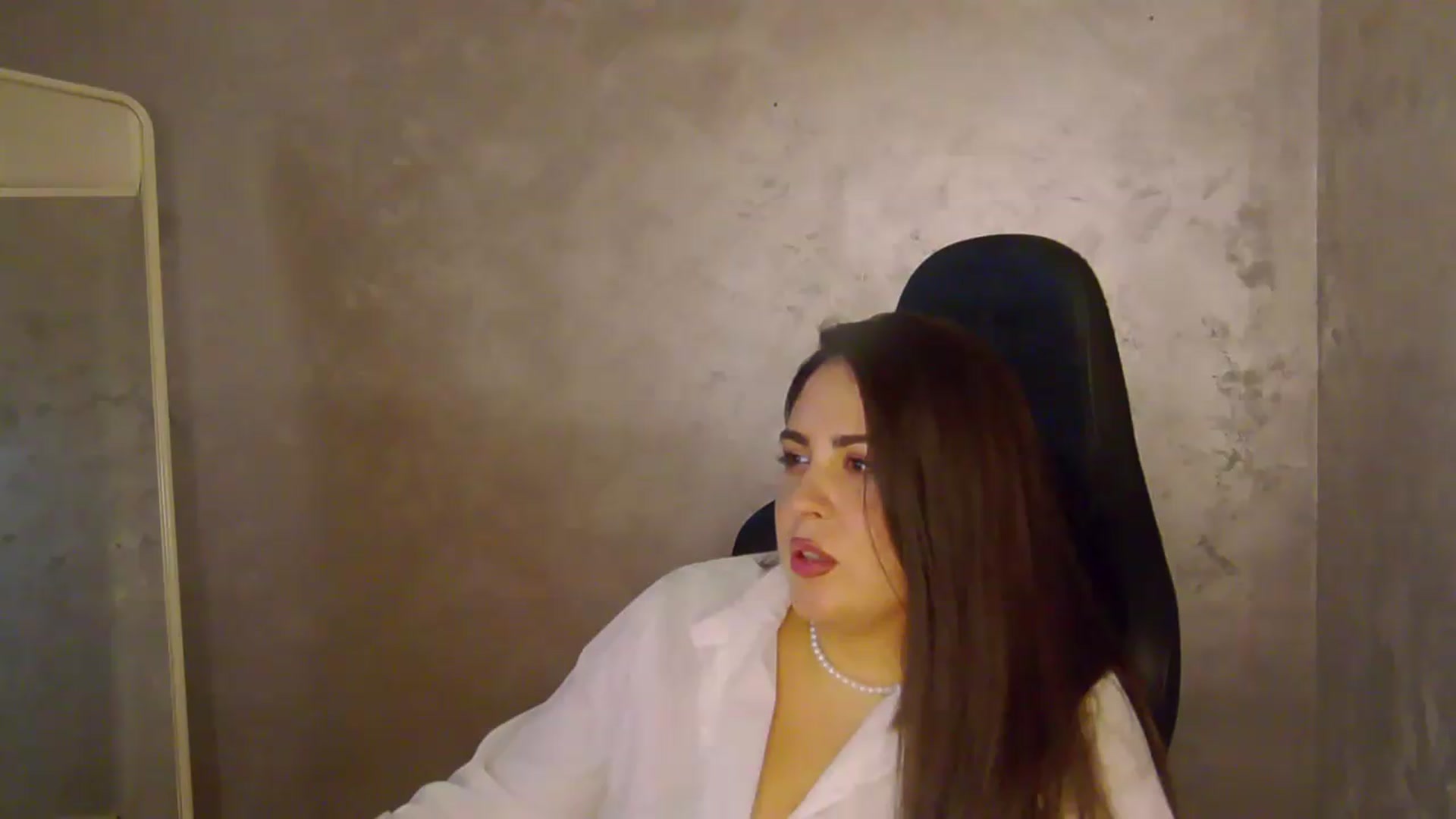 Gallery image thumbnail from NotVanilla's myfreecams stream on, 05/26/2026, 08:11 image 2 of 20