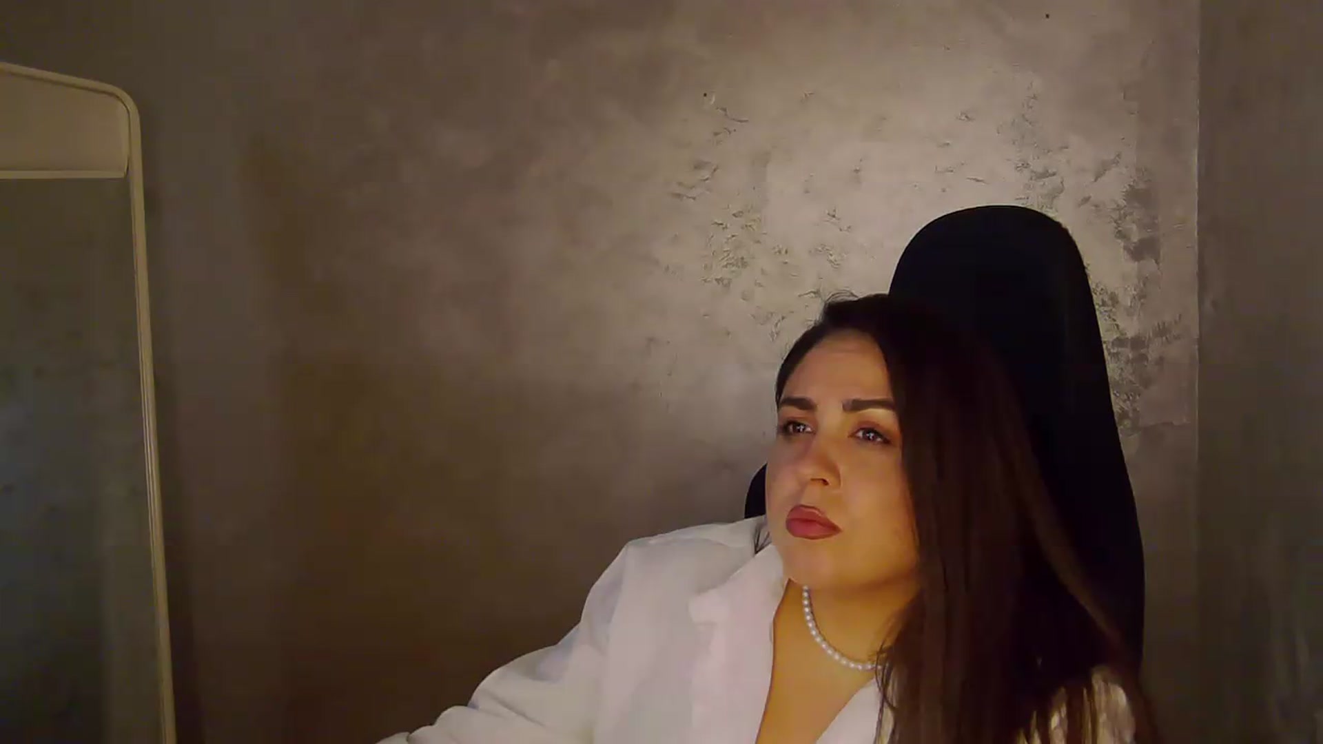 Gallery image thumbnail from NotVanilla's myfreecams stream on, 05/26/2026, 08:11 image 17 of 20