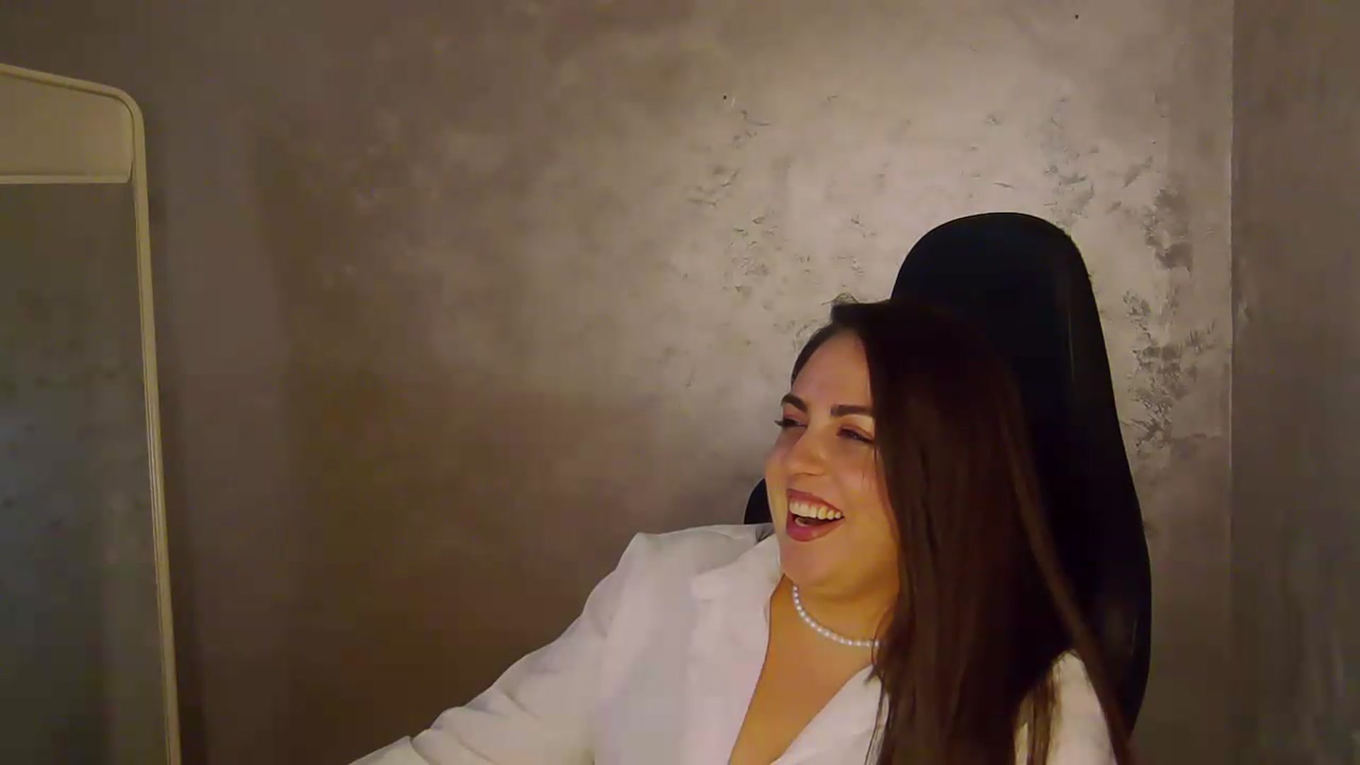 Gallery image thumbnail from NotVanilla's myfreecams stream on, 05/26/2026, 08:11 image 12 of 20