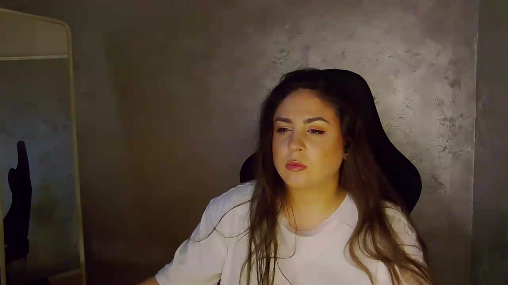Gallery image thumbnail from NotVanilla's myfreecams stream on, 05/28/2026, 24:07 image 17 of 20