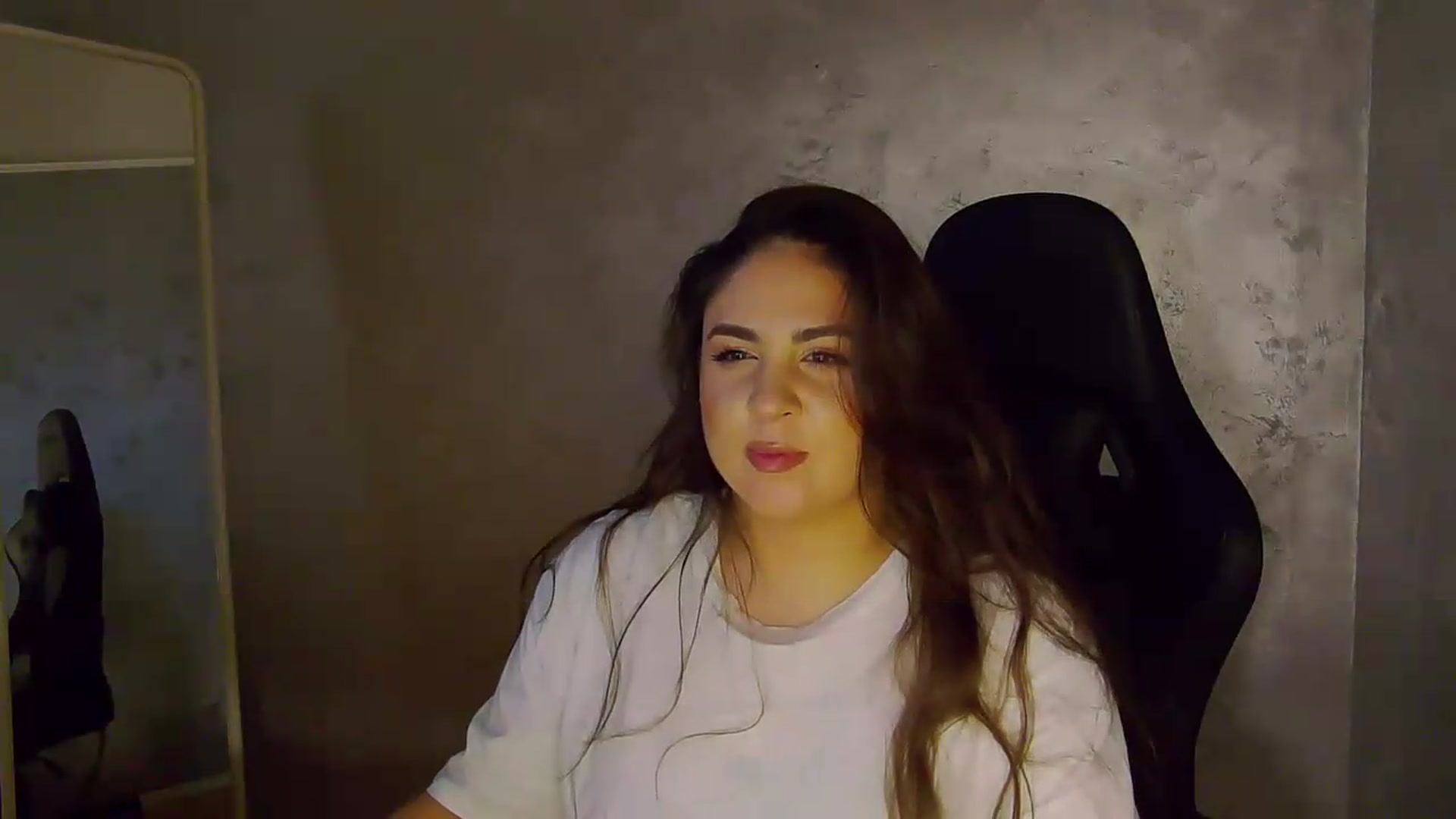 Gallery image thumbnail from NotVanilla's myfreecams stream on, 05/28/2026, 24:07 image 18 of 20