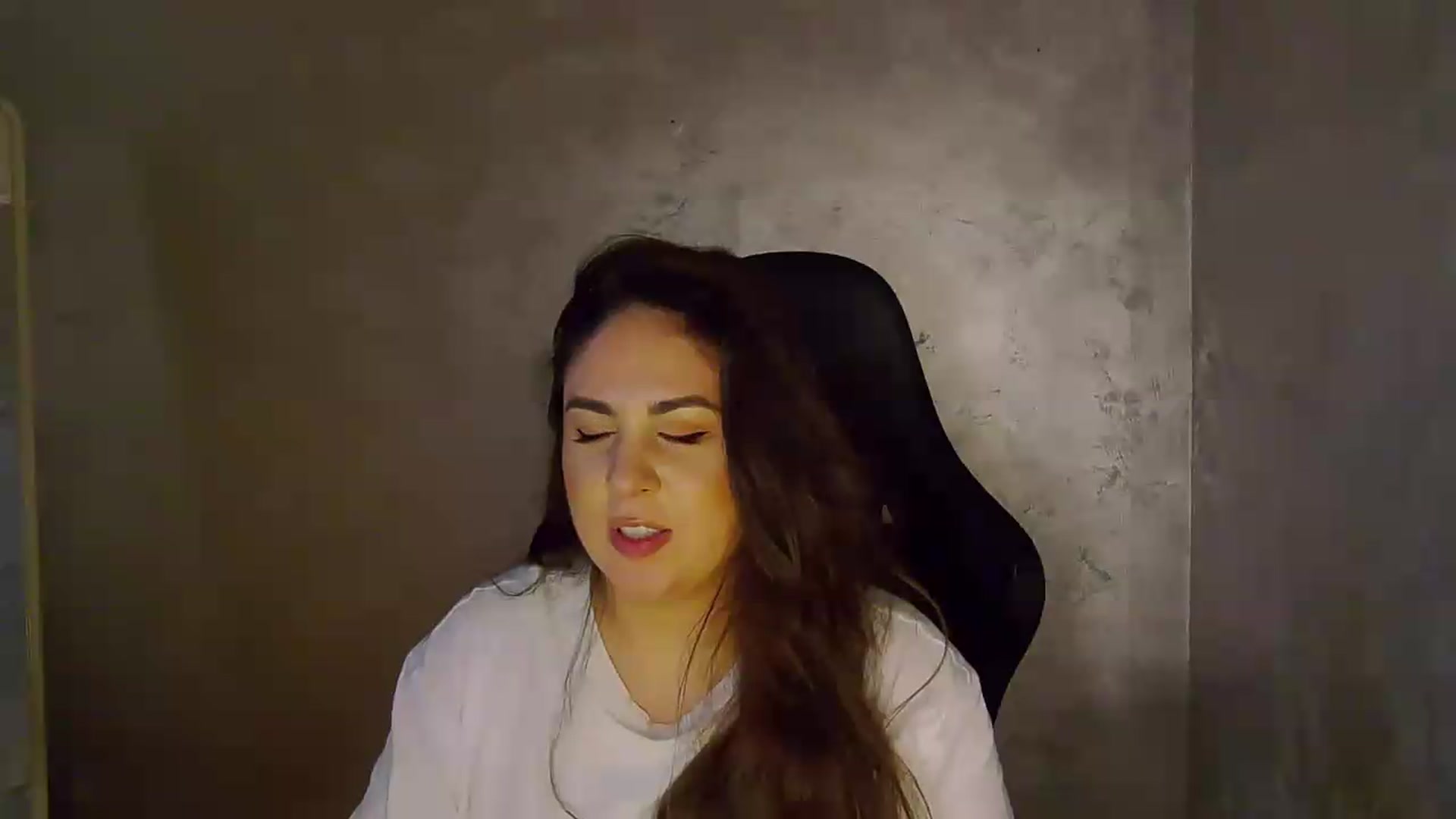 Gallery image thumbnail from NotVanilla's myfreecams stream on, 05/28/2026, 01:26 image 19 of 20