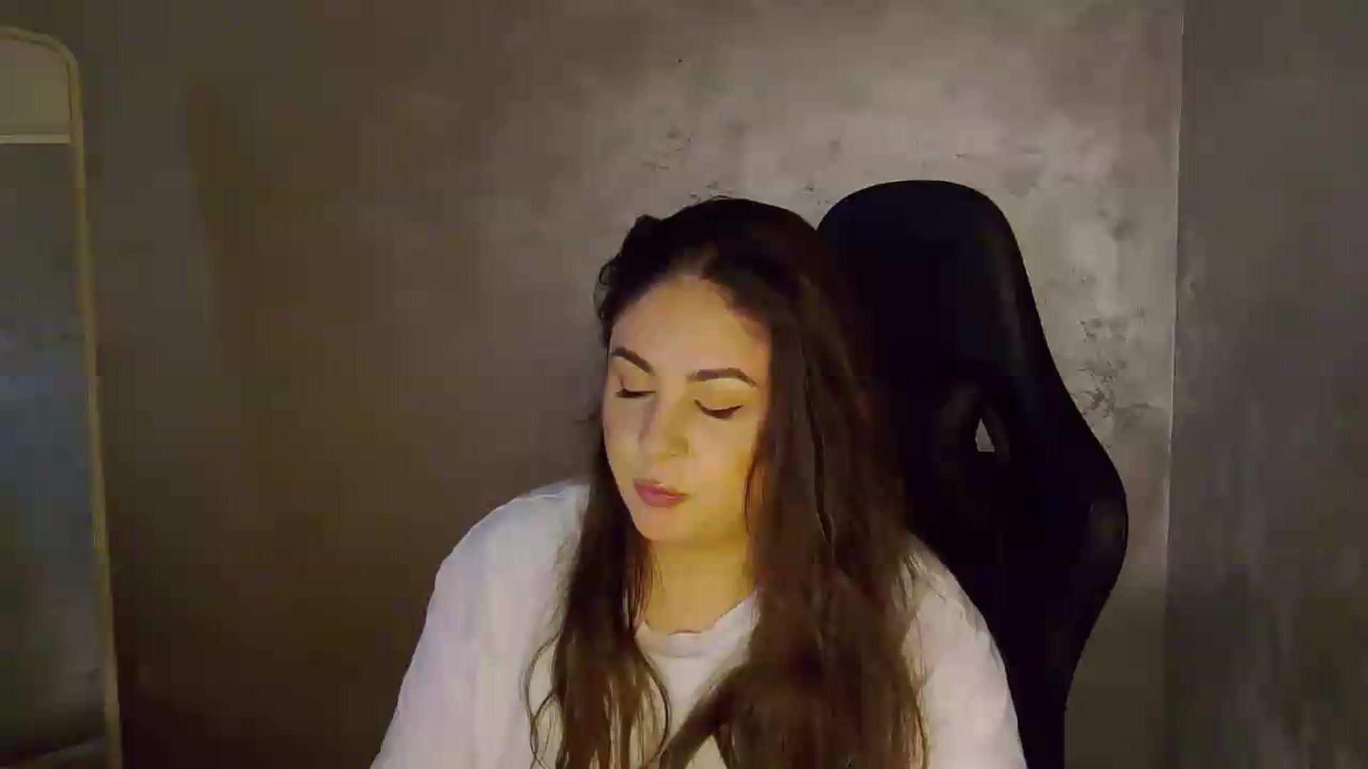 Gallery image thumbnail from NotVanilla's myfreecams stream on, 05/28/2026, 01:26 image 3 of 20