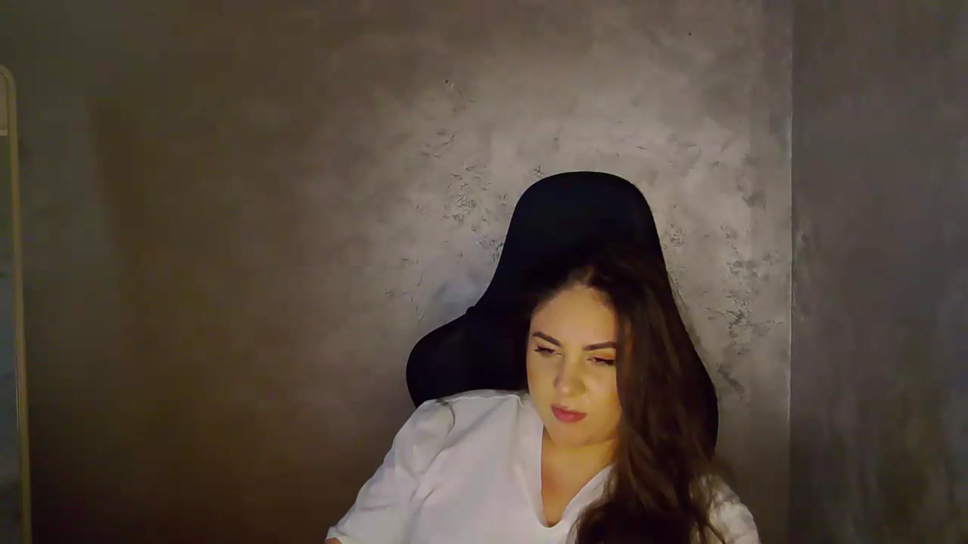 Gallery image thumbnail from NotVanilla's myfreecams stream on, 05/28/2026, 01:26 image 11 of 20
