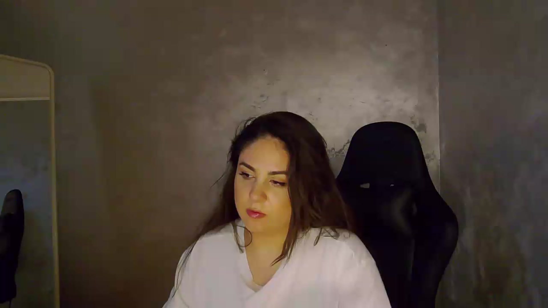 Gallery image thumbnail from NotVanilla's myfreecams stream on, 05/28/2026, 04:50 image 2 of 20