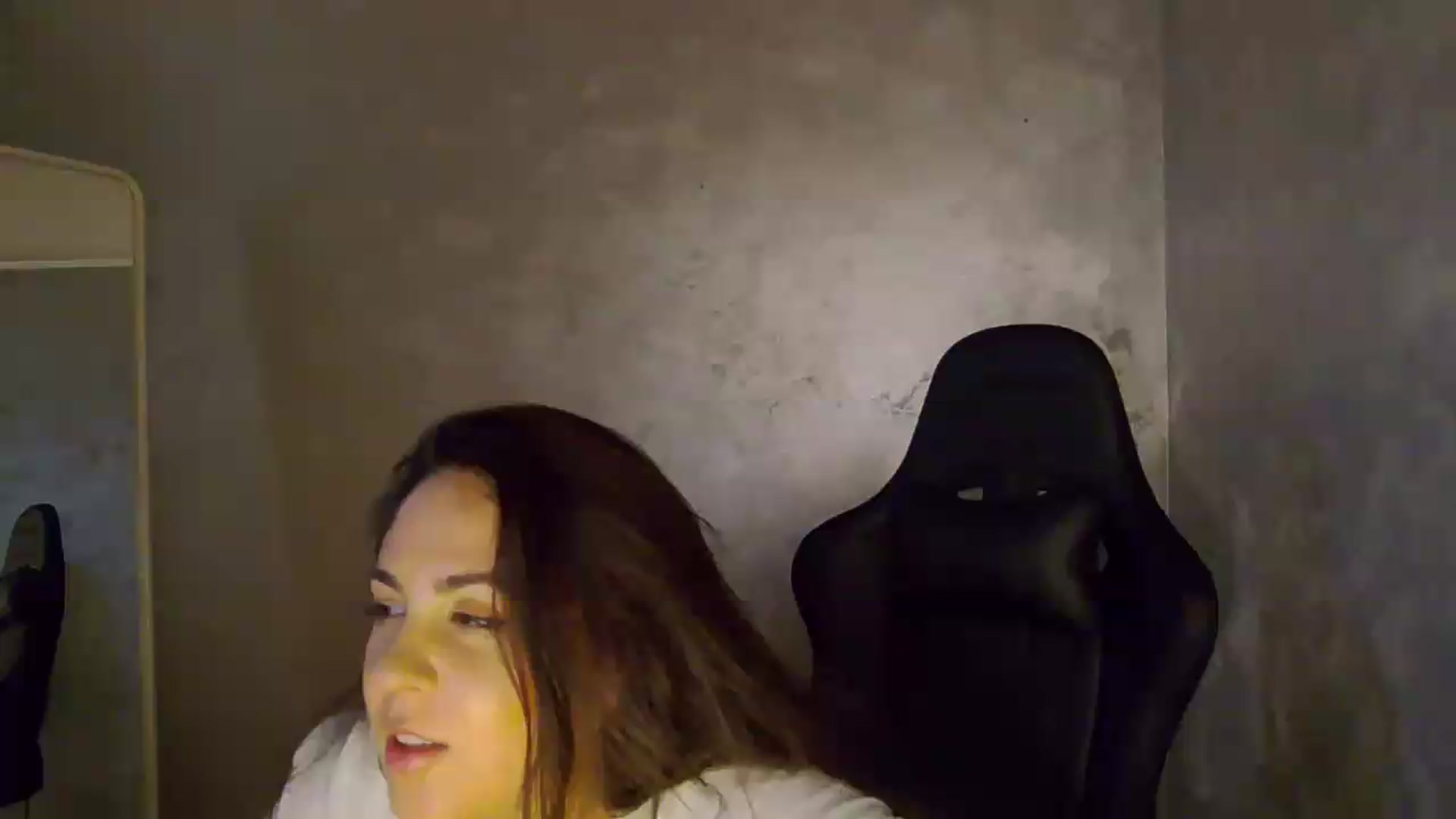 Gallery image thumbnail from NotVanilla's myfreecams stream on, 05/28/2026, 04:50 image 4 of 20