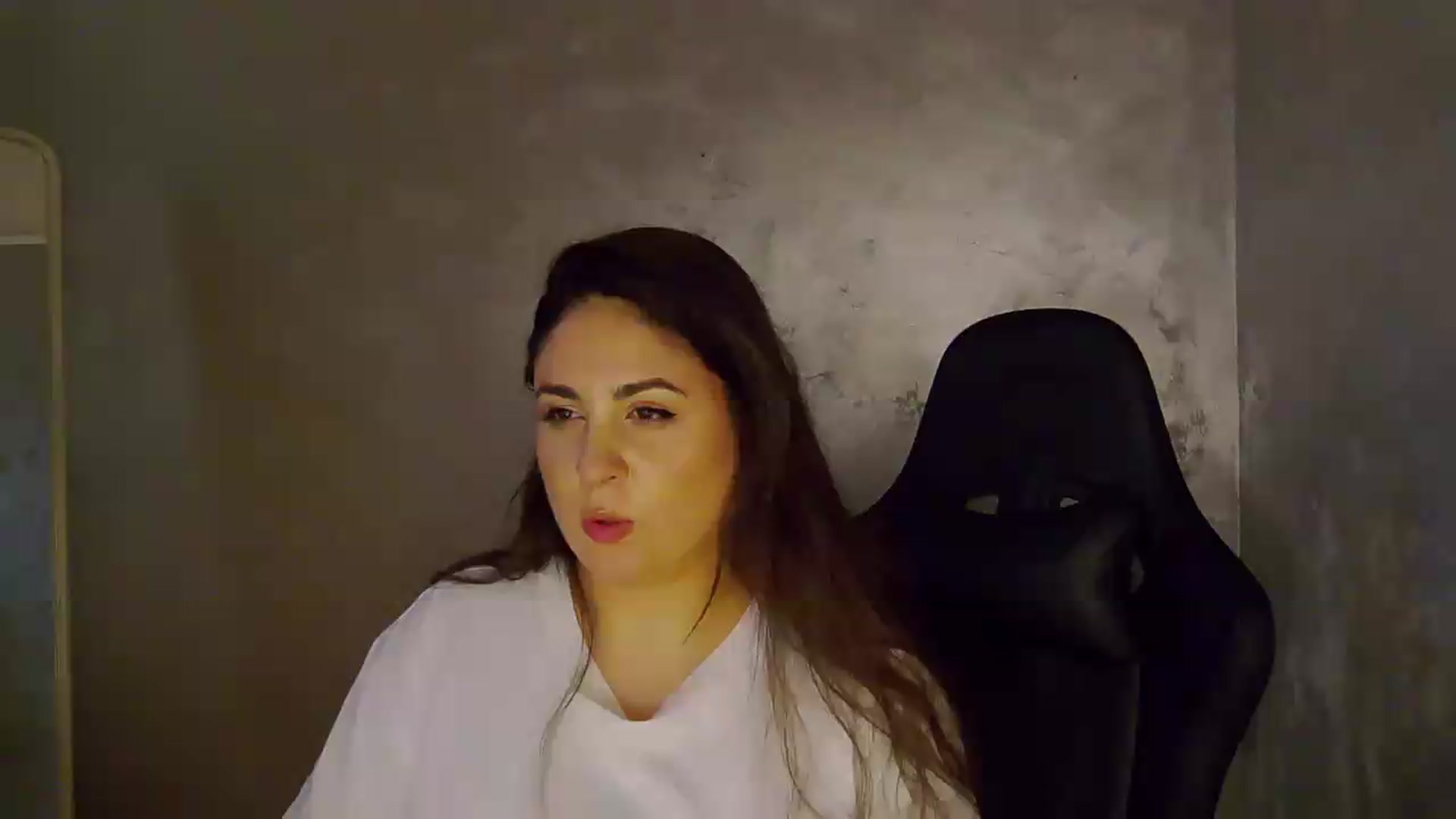 Gallery image thumbnail from NotVanilla's myfreecams stream on, 05/28/2026, 04:50 image 18 of 20