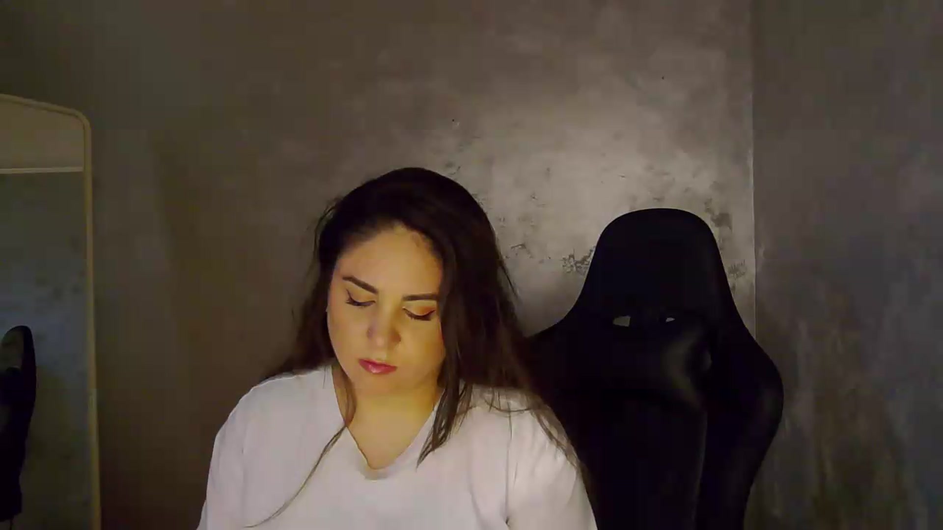 Gallery image thumbnail from NotVanilla's myfreecams stream on, 05/28/2026, 04:50 image 11 of 20