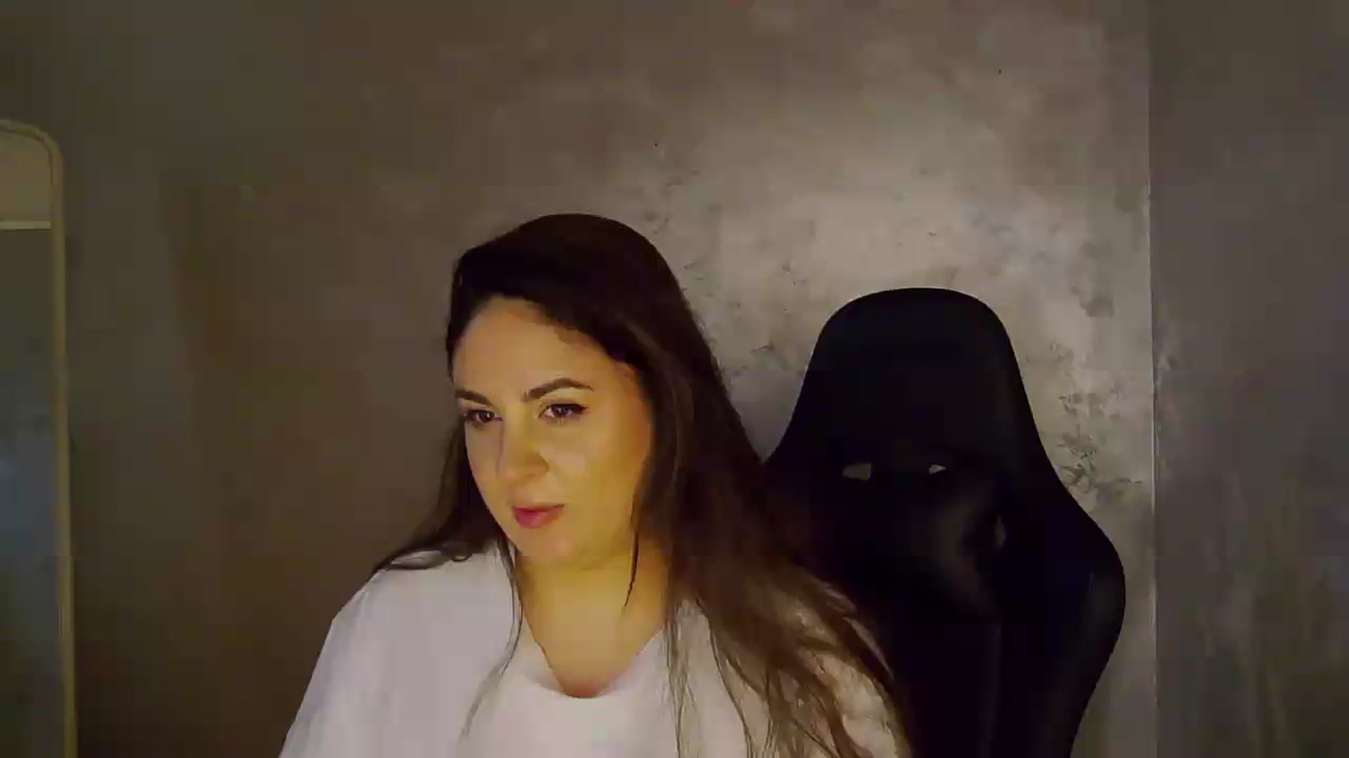 Gallery image thumbnail from NotVanilla's myfreecams stream on, 05/28/2026, 04:50 image 20 of 20