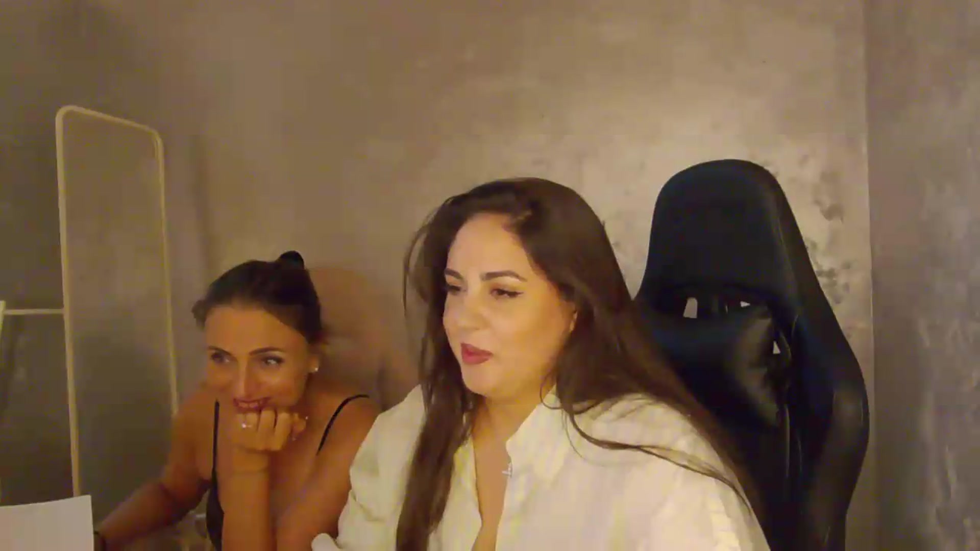 Gallery image thumbnail from NotVanilla's myfreecams stream on, 05/29/2026, 02:42 image 20 of 20