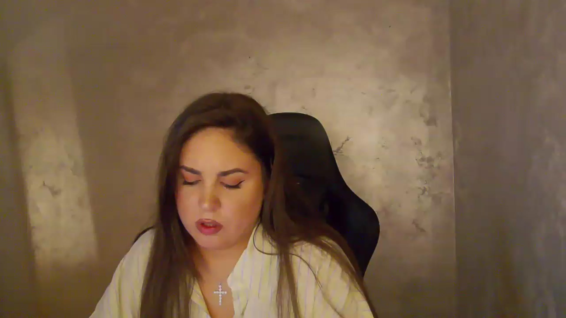 Gallery image thumbnail from NotVanilla's myfreecams stream on, 05/29/2026, 04:53 image 10 of 20
