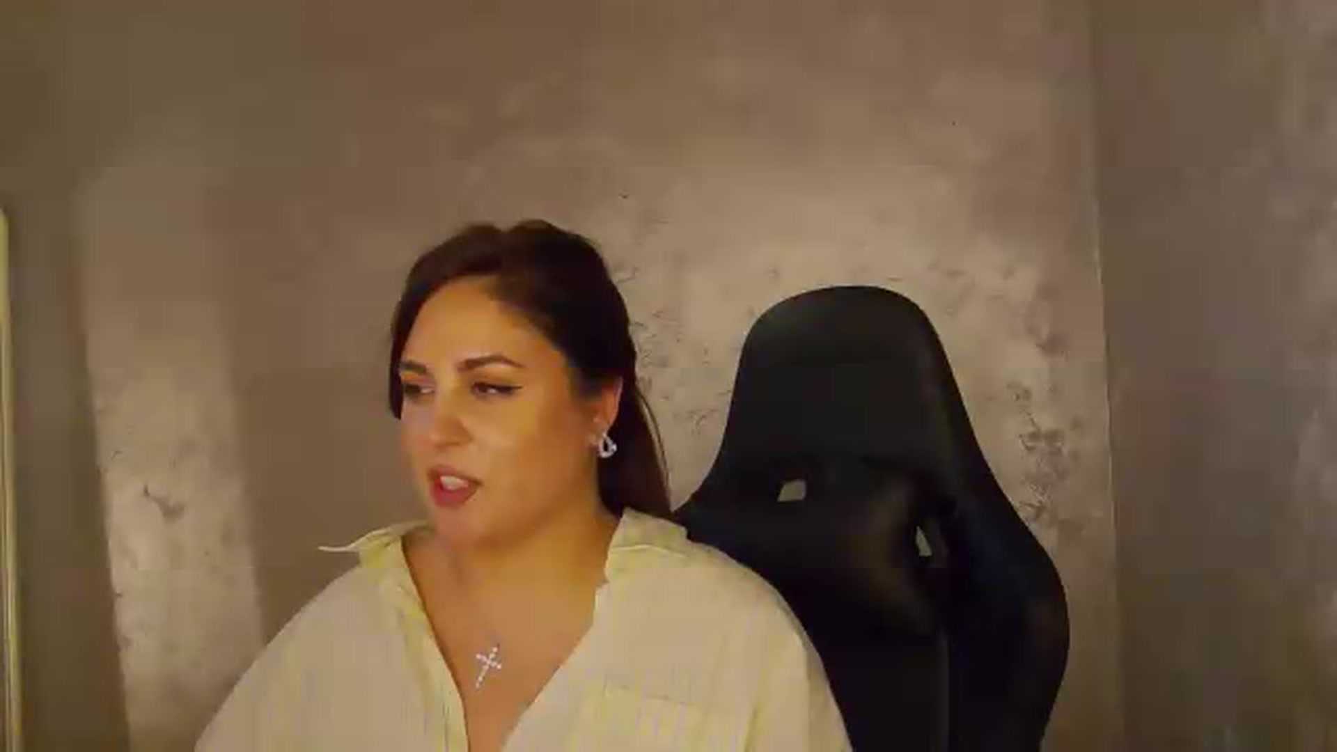 Gallery image thumbnail from NotVanilla's myfreecams stream on, 05/29/2026, 04:53 image 20 of 20