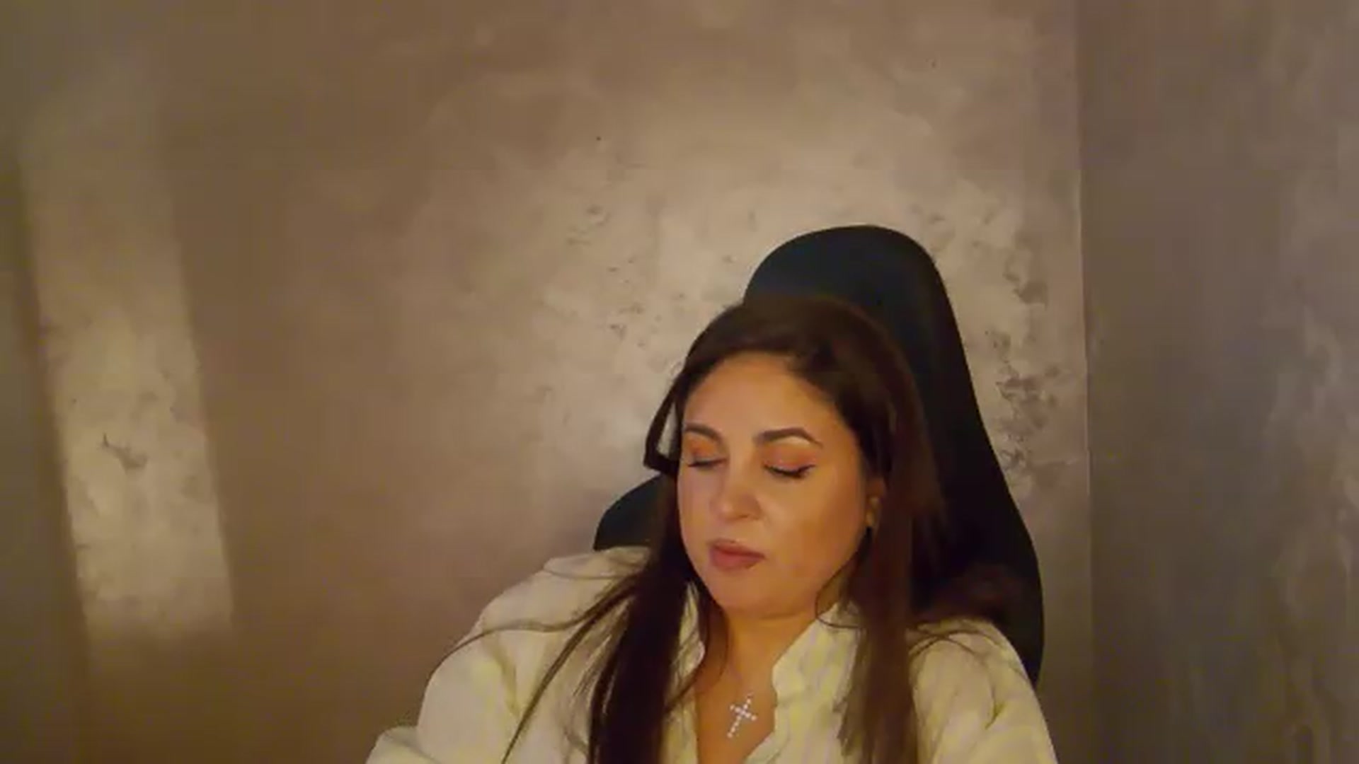 Gallery image thumbnail from NotVanilla's myfreecams stream on, 05/29/2026, 04:53 image 15 of 20
