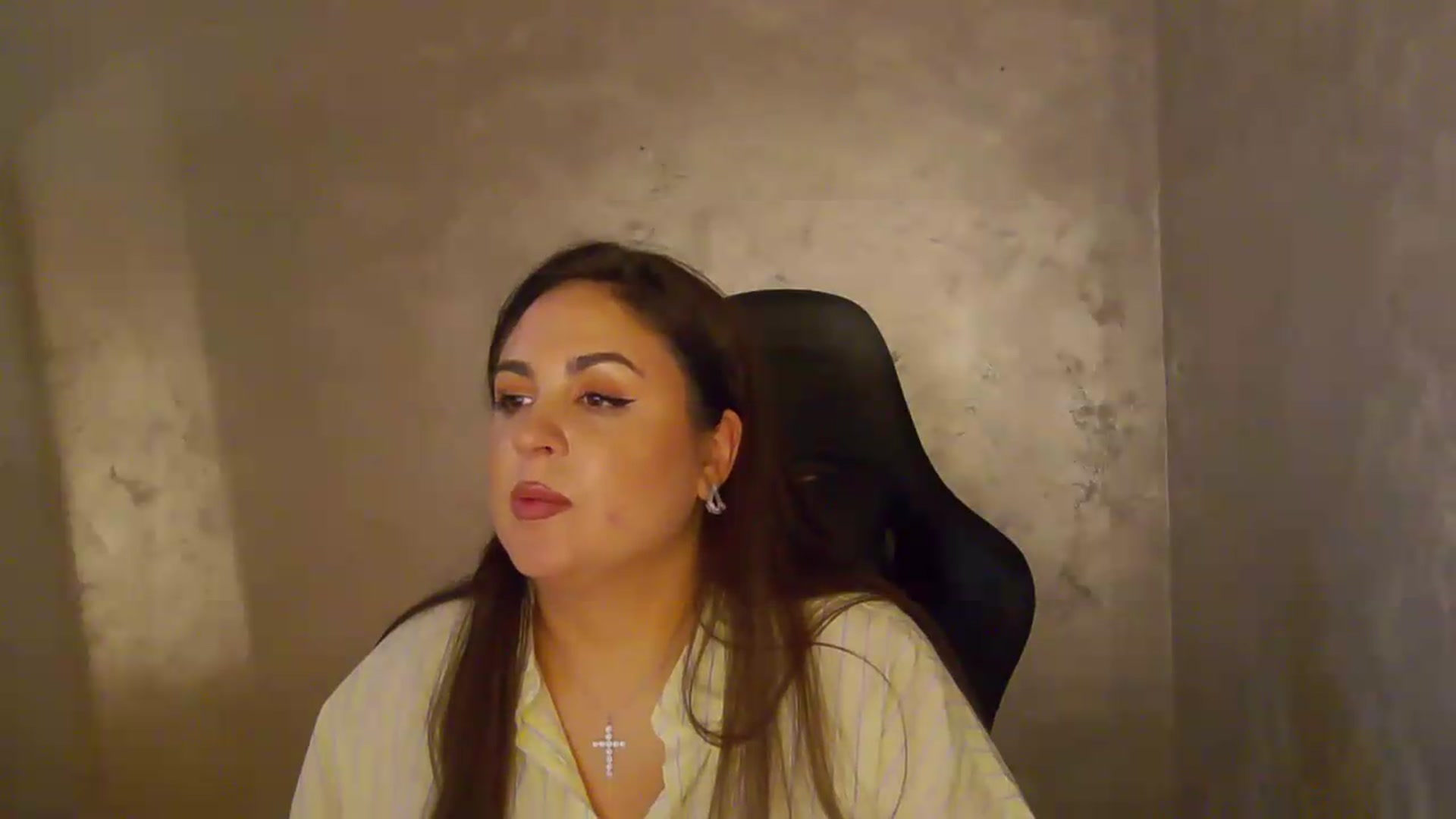 Gallery image thumbnail from NotVanilla's myfreecams stream on, 05/29/2026, 04:53 image 12 of 20