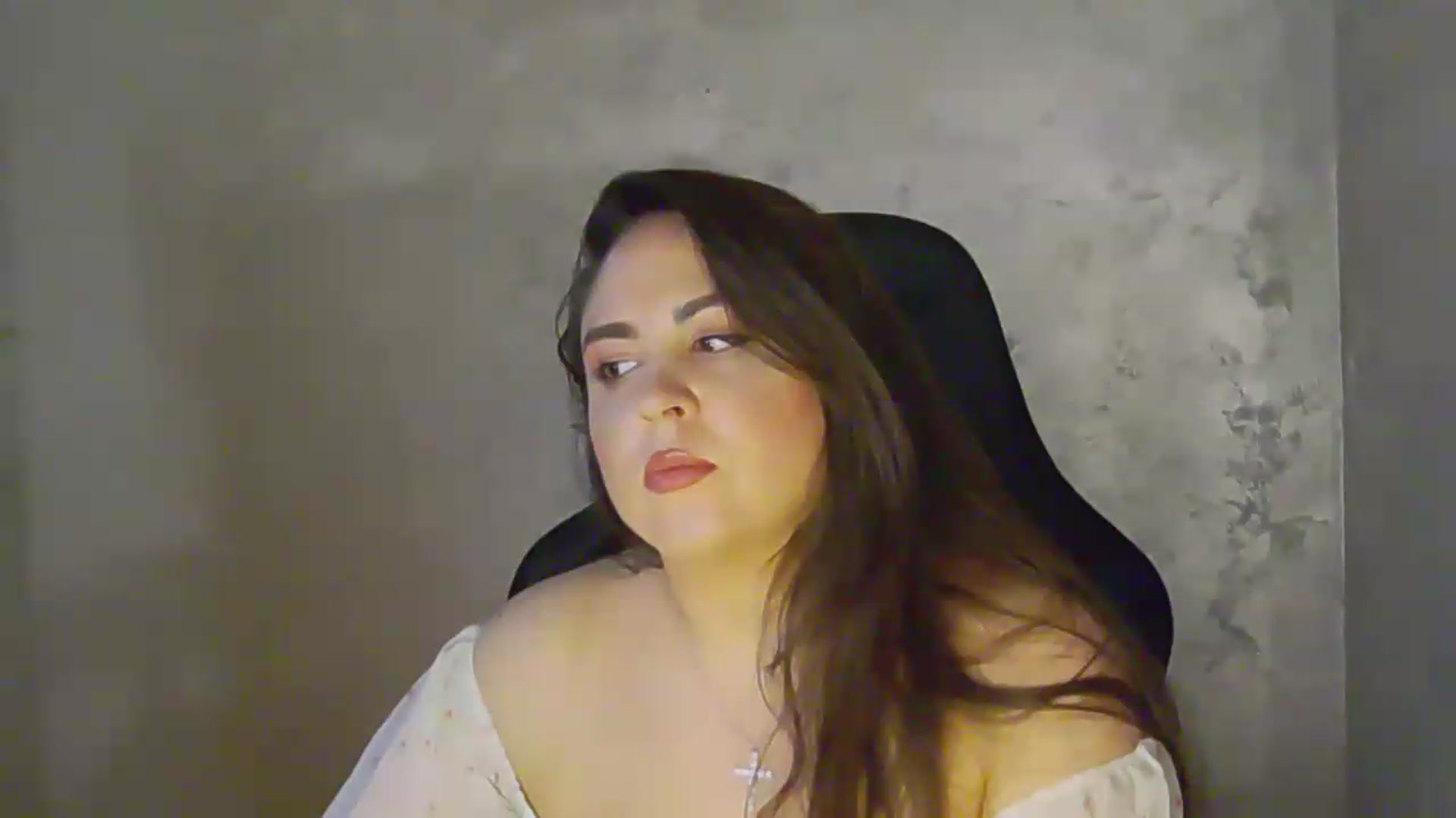 Gallery image thumbnail from NotVanilla's myfreecams stream on, 06/07/2026, 24:39 image 13 of 20