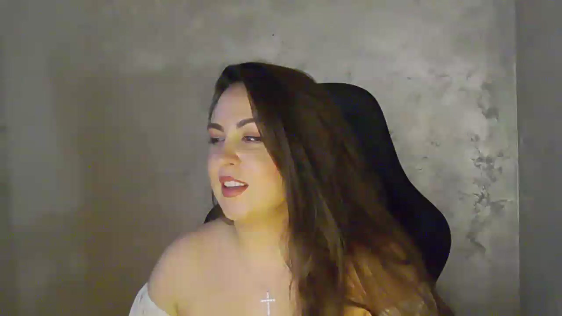 Gallery image thumbnail from NotVanilla's myfreecams stream on, 06/07/2026, 24:39 image 16 of 20