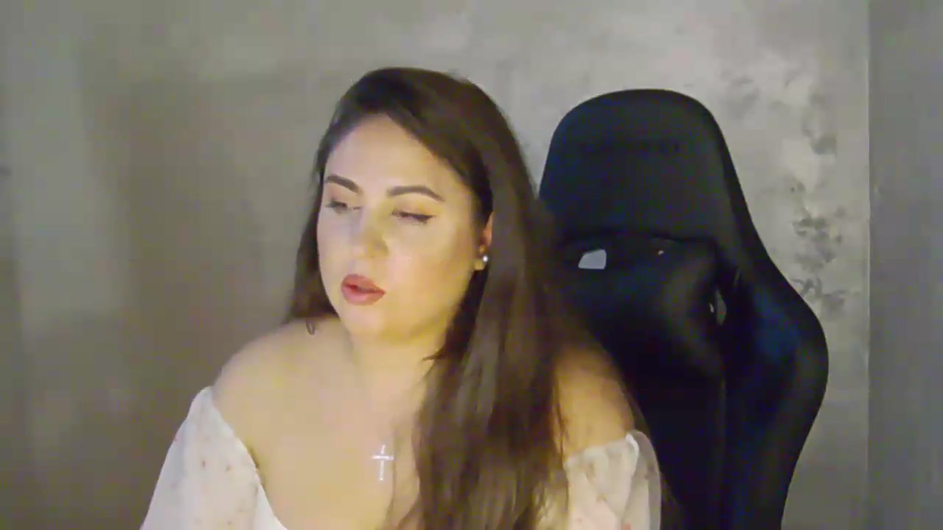Gallery image thumbnail from NotVanilla's myfreecams stream on, 06/07/2026, 24:39 image 9 of 20