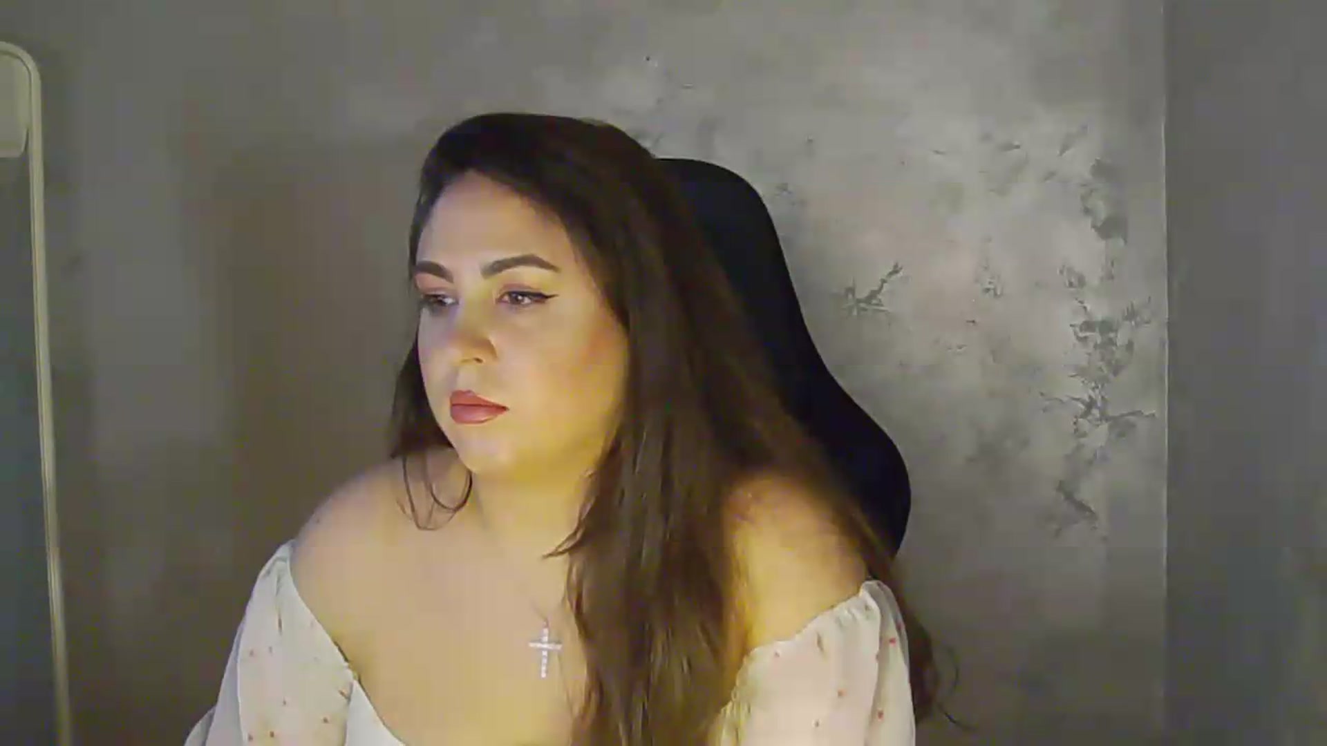 Gallery image thumbnail from NotVanilla's myfreecams stream on, 06/07/2026, 24:39 image 5 of 20
