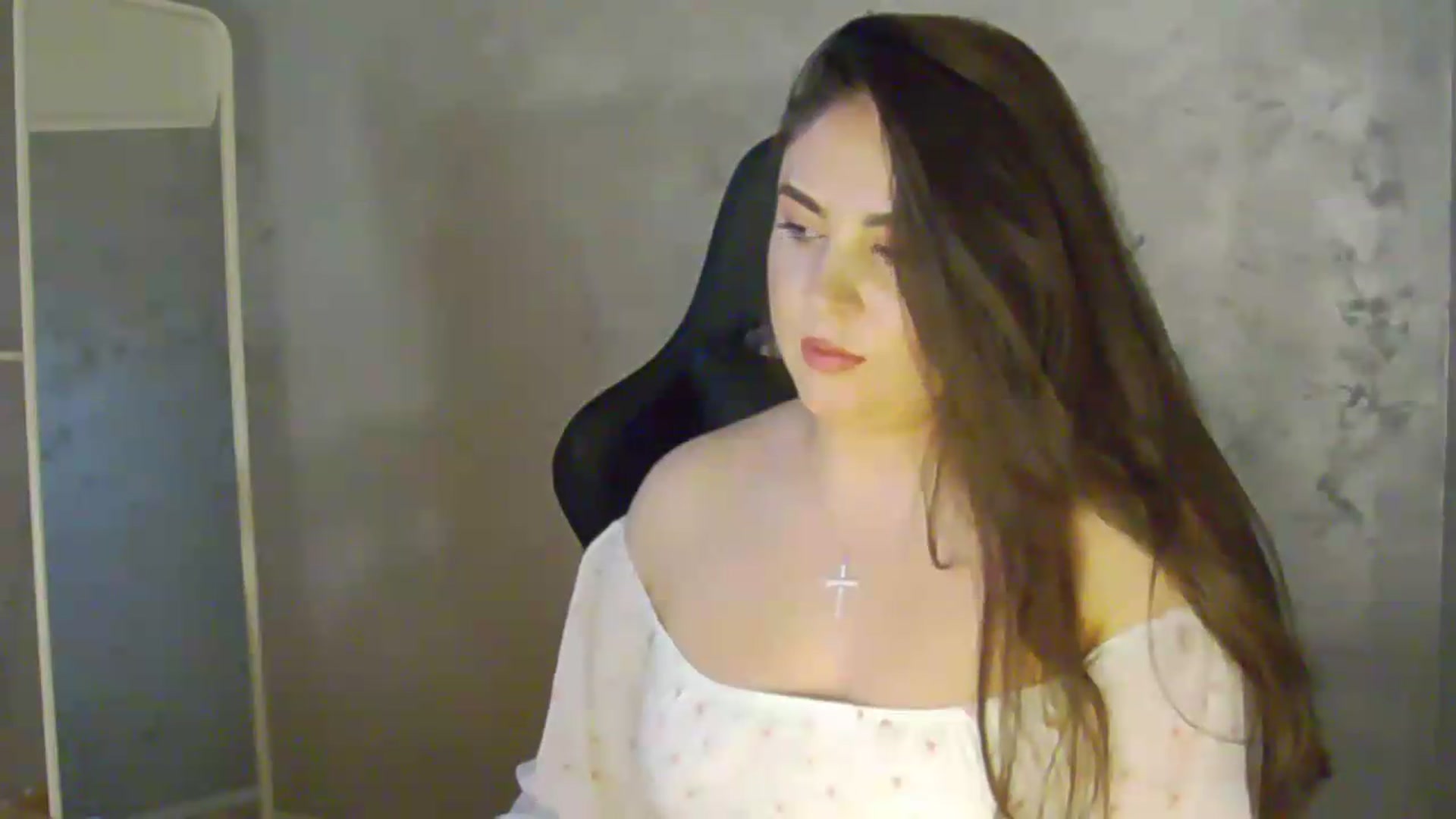 Gallery image thumbnail from NotVanilla's myfreecams stream on, 06/07/2026, 24:39 image 18 of 20
