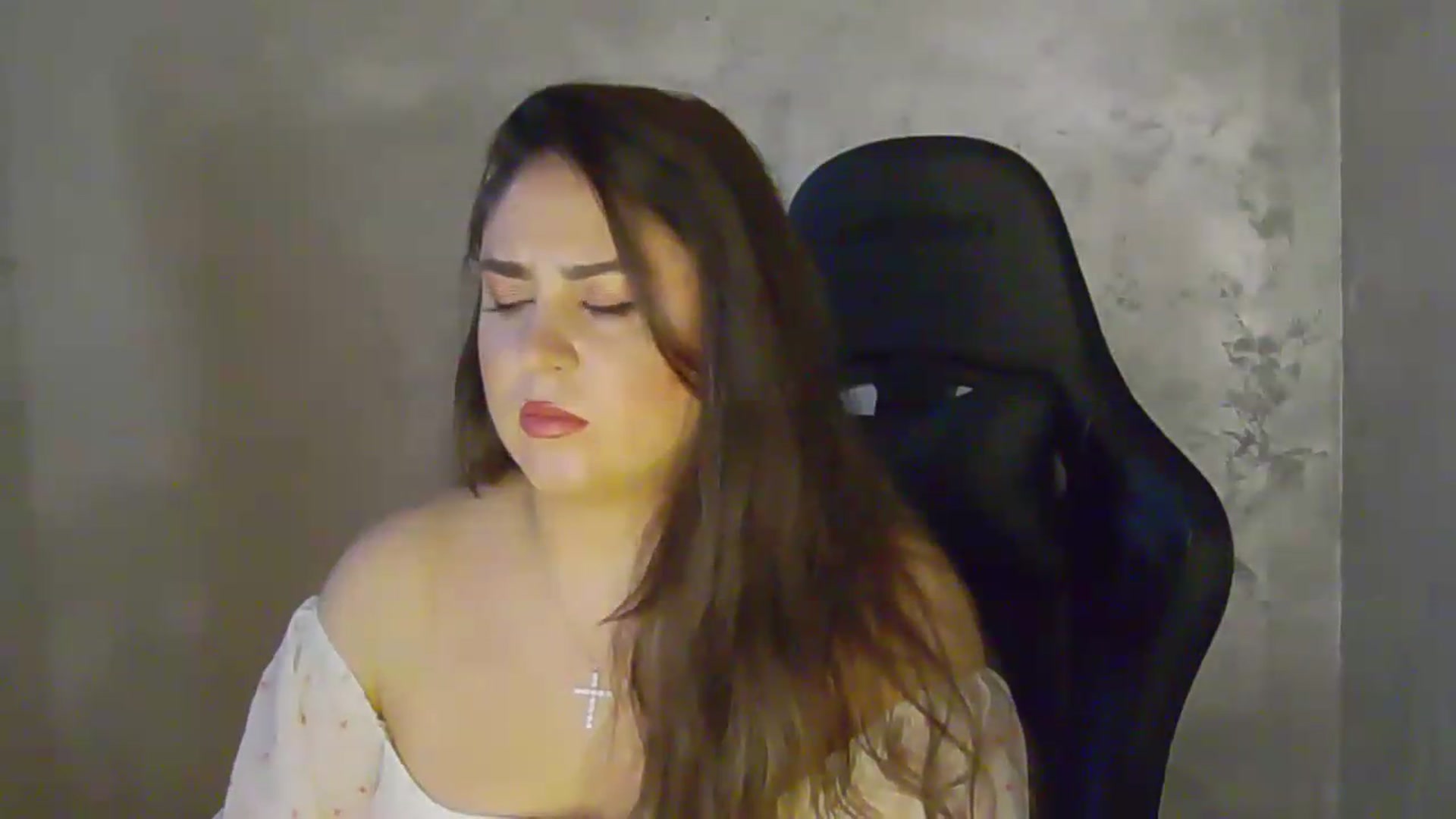 Gallery image thumbnail from NotVanilla's myfreecams stream on, 06/07/2026, 24:39 image 7 of 20