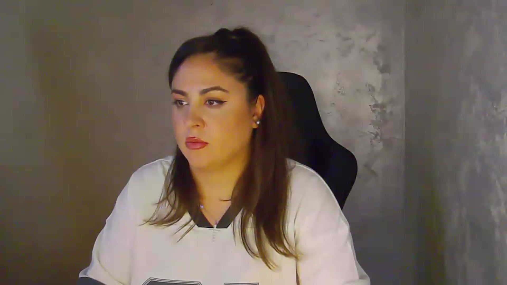 Gallery image thumbnail from NotVanilla's myfreecams stream on, 06/07/2026, 09:01 image 11 of 20