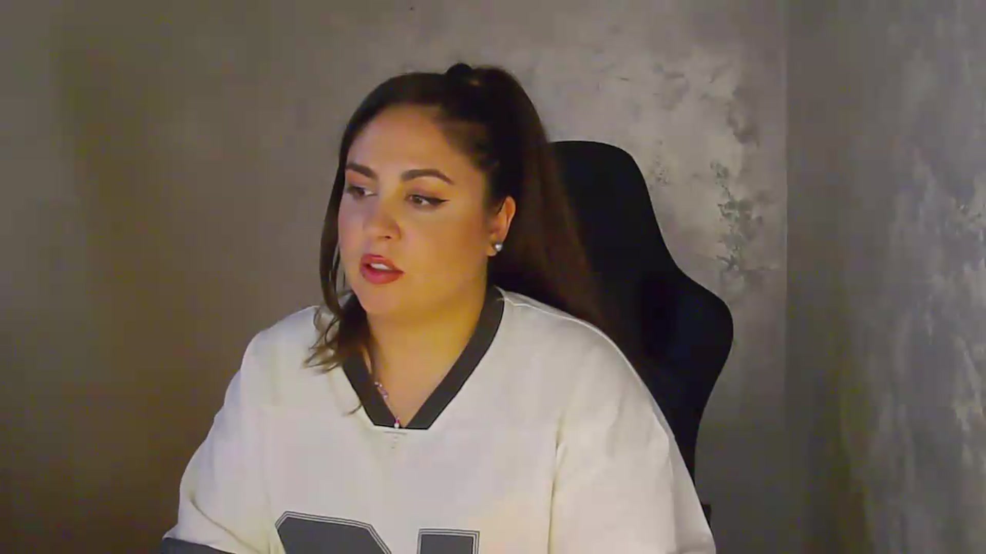 Gallery image thumbnail from NotVanilla's myfreecams stream on, 06/07/2026, 09:01 image 20 of 20