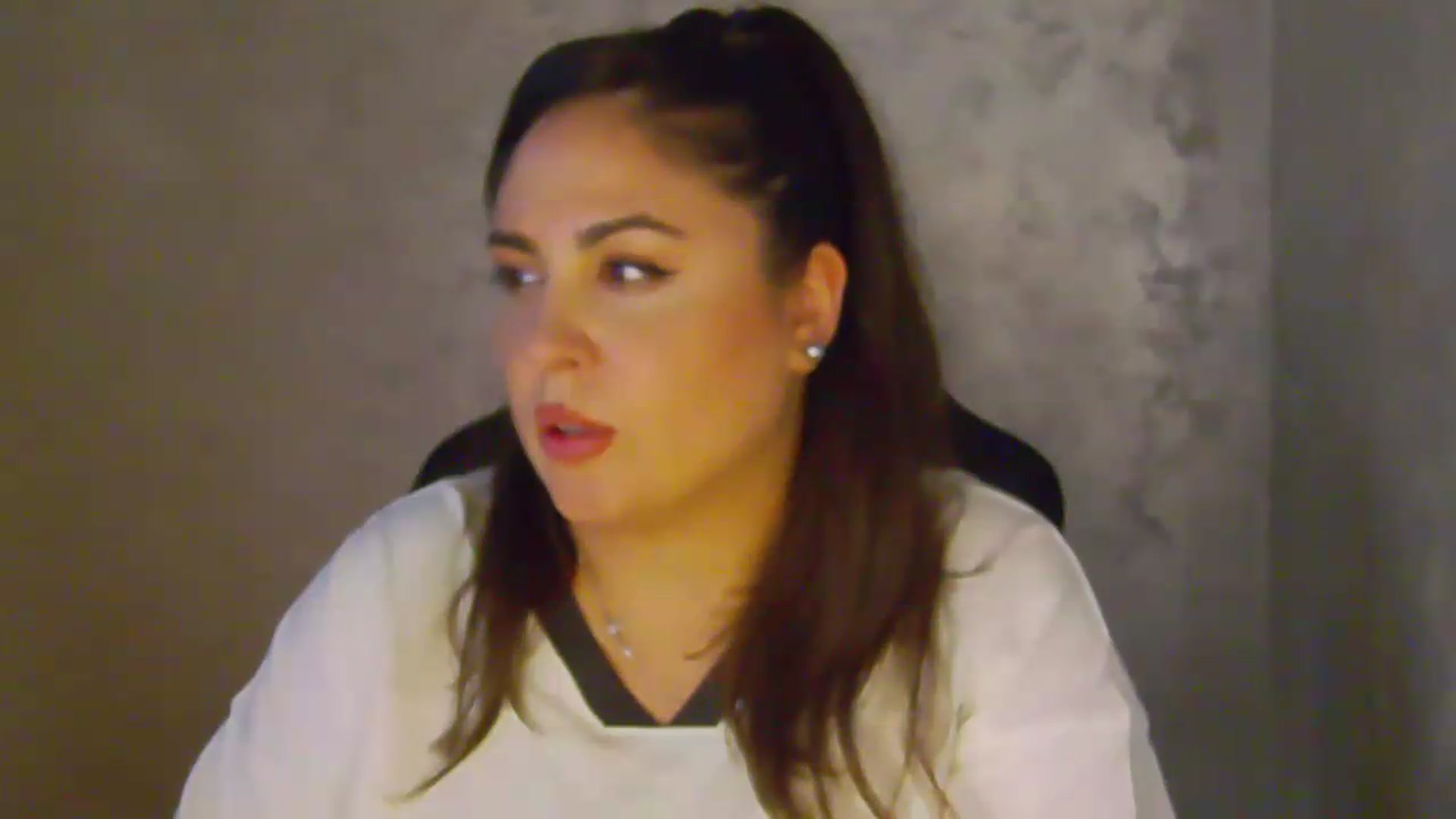Gallery image thumbnail from NotVanilla's myfreecams stream on, 06/07/2026, 09:01 image 6 of 20