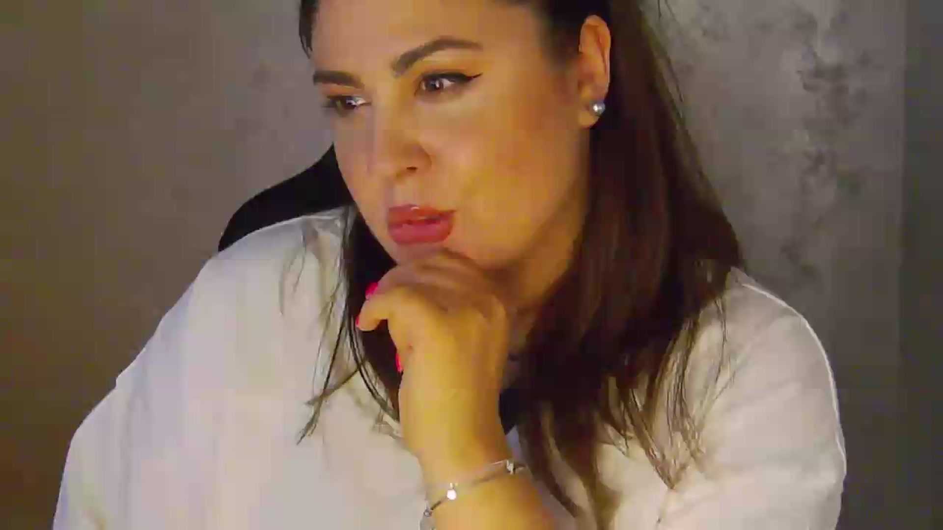 Gallery image thumbnail from NotVanilla's myfreecams stream on, 06/07/2026, 09:01 image 4 of 20