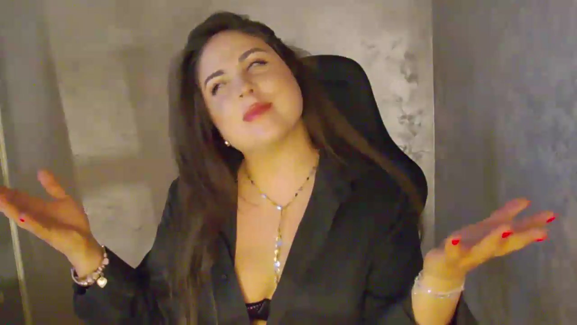 Gallery image thumbnail from NotVanilla's myfreecams stream on, 06/08/2026, 02:09 image 14 of 20