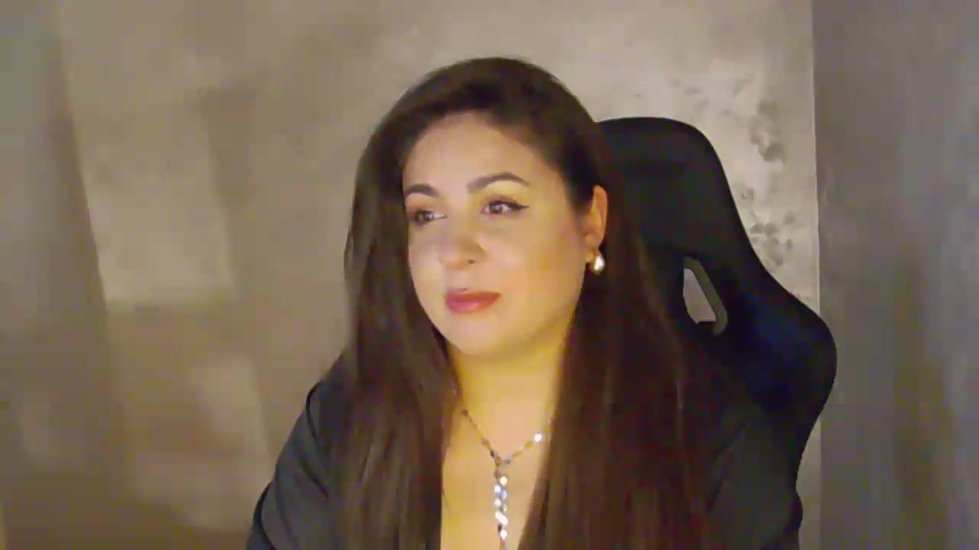 Gallery image thumbnail from NotVanilla's myfreecams stream on, 06/08/2026, 02:09 image 8 of 20